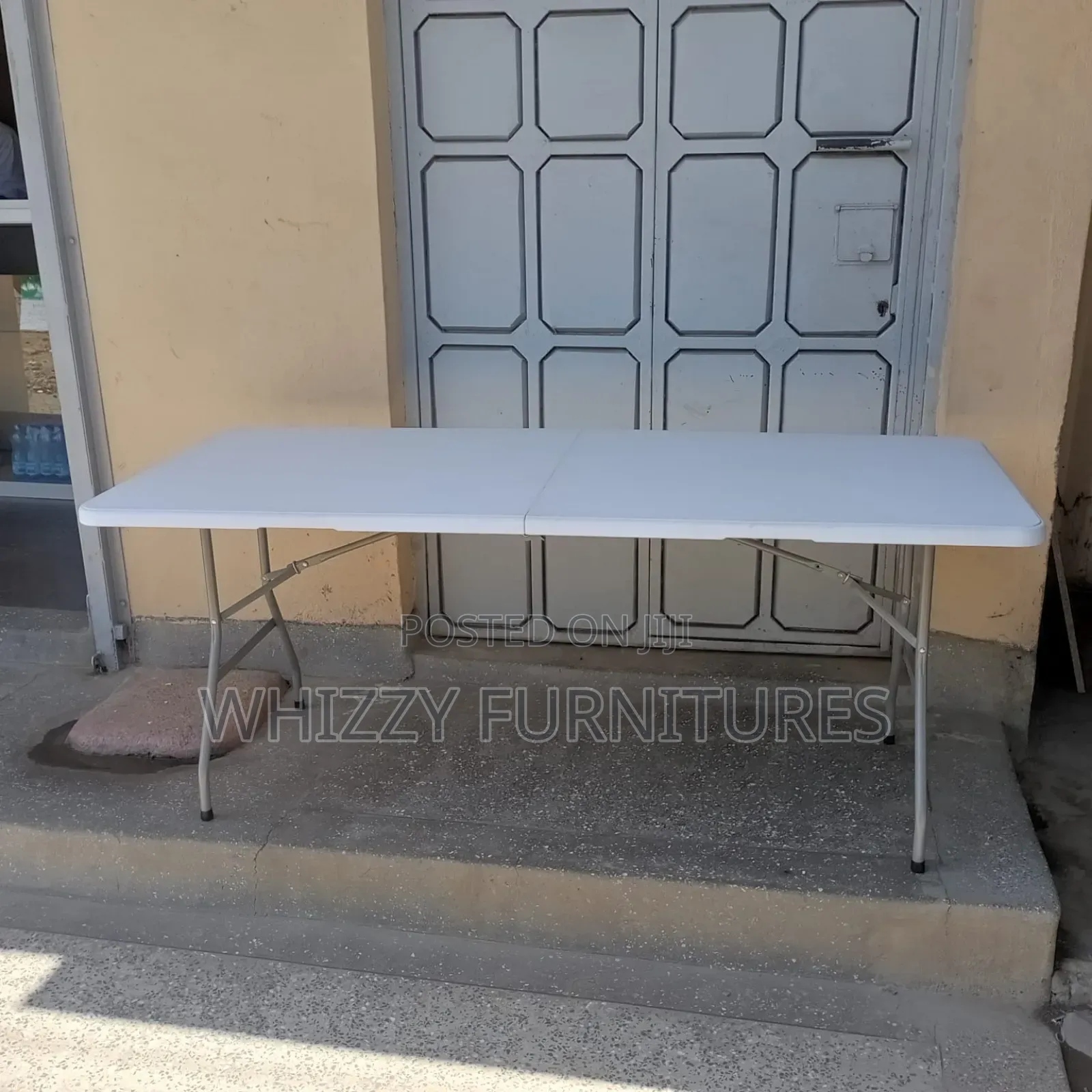 Foldable Table/Folding Table