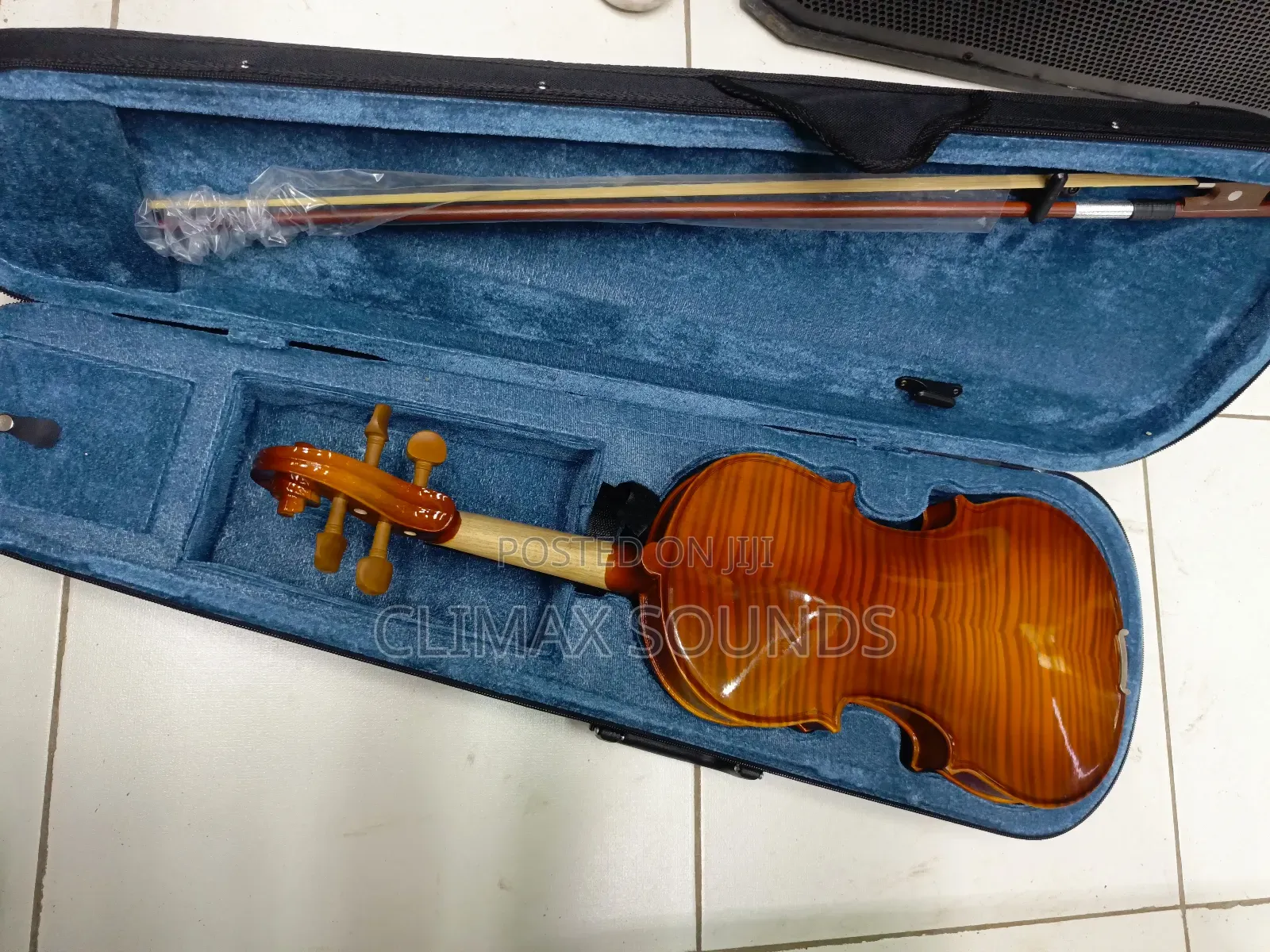 Maple Leaf Violin 4/4 Wooden 