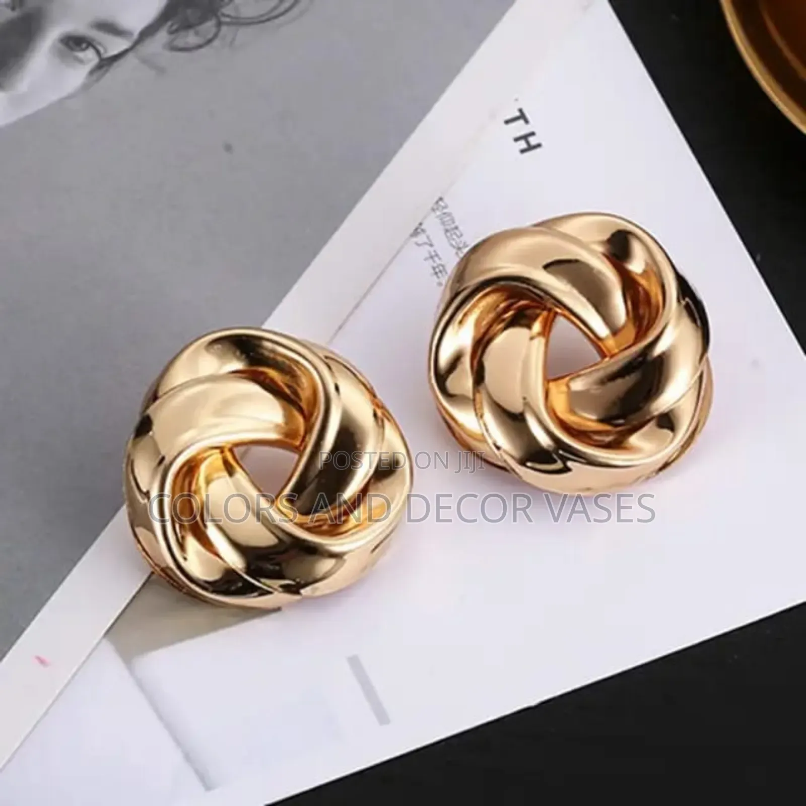 Classic Earrings Gold