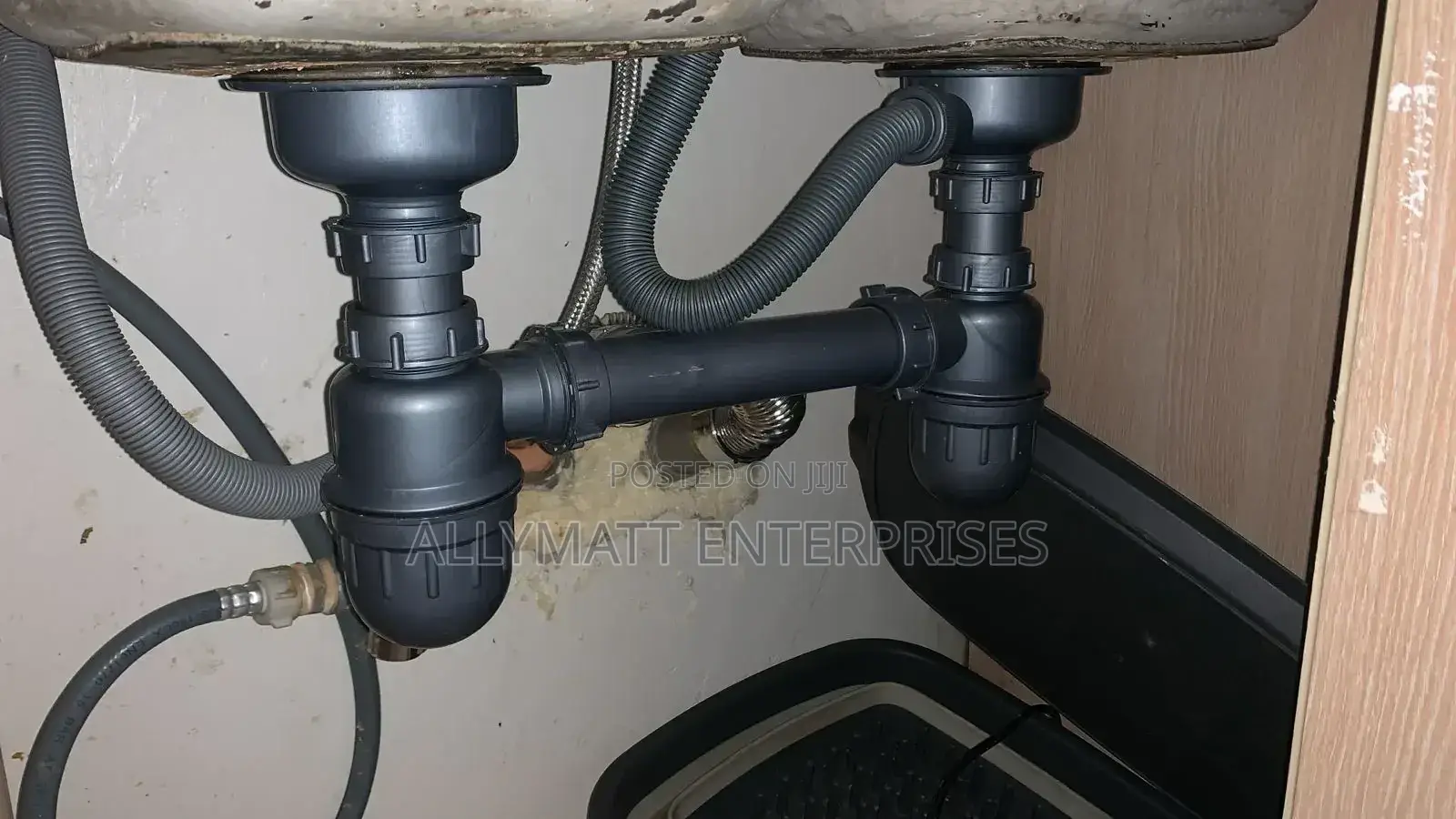 Kitchen Double Sink Fitting