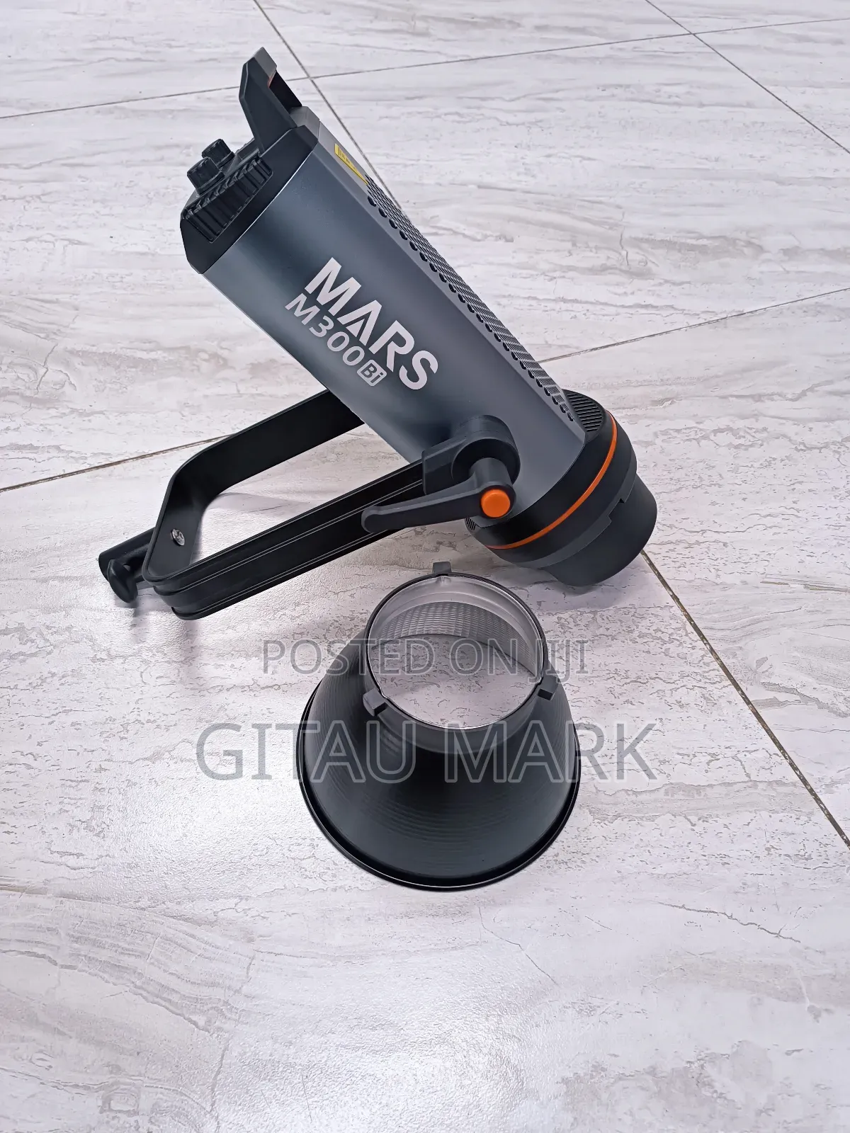 Mars 300 Bi Color Video Light