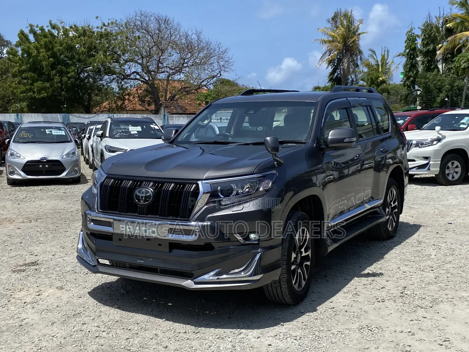 Toyota Land Cruiser Prado 2021 Gray