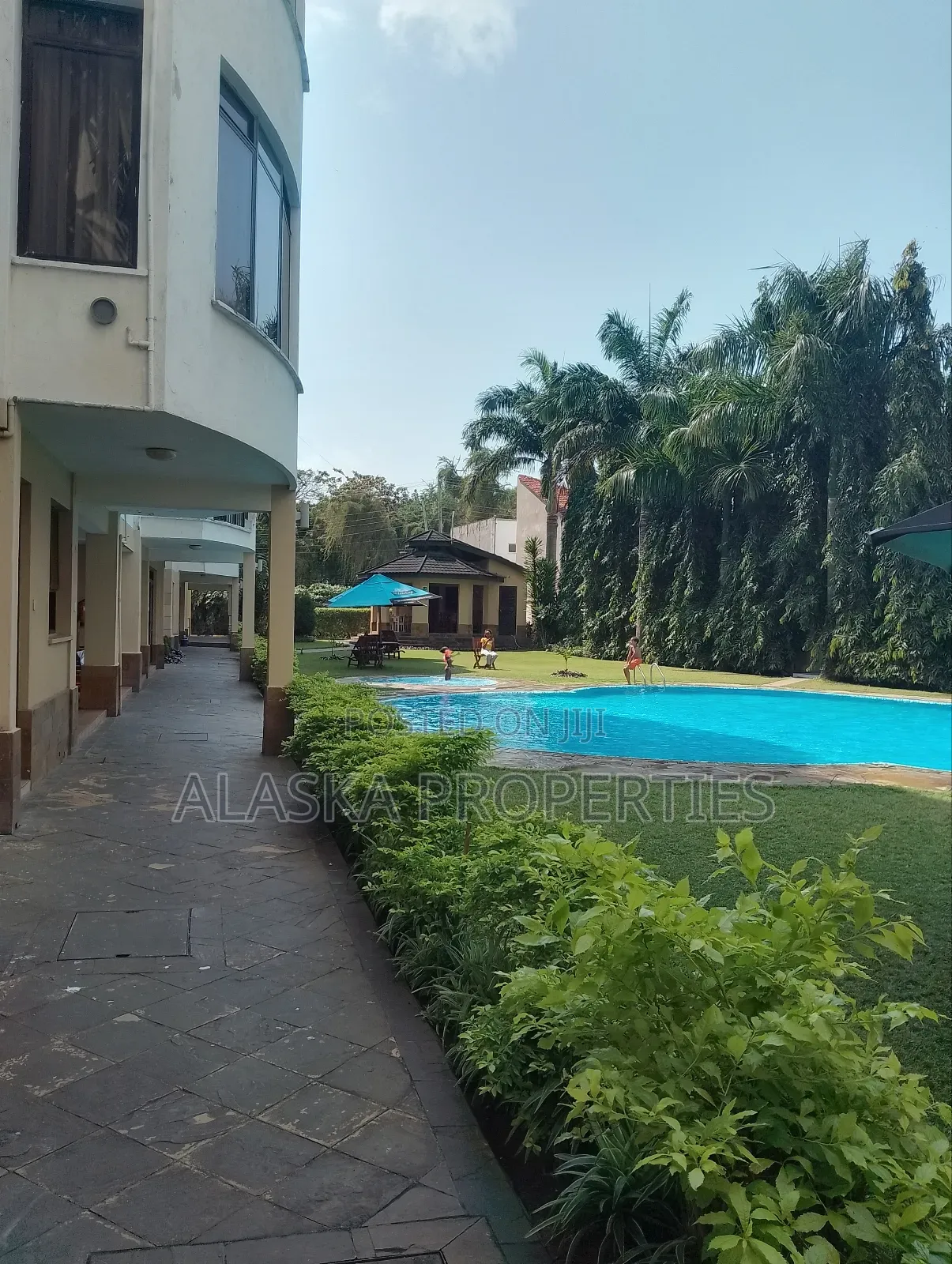 Furnished 3bdrm Apartment in Nyali Estate for rent