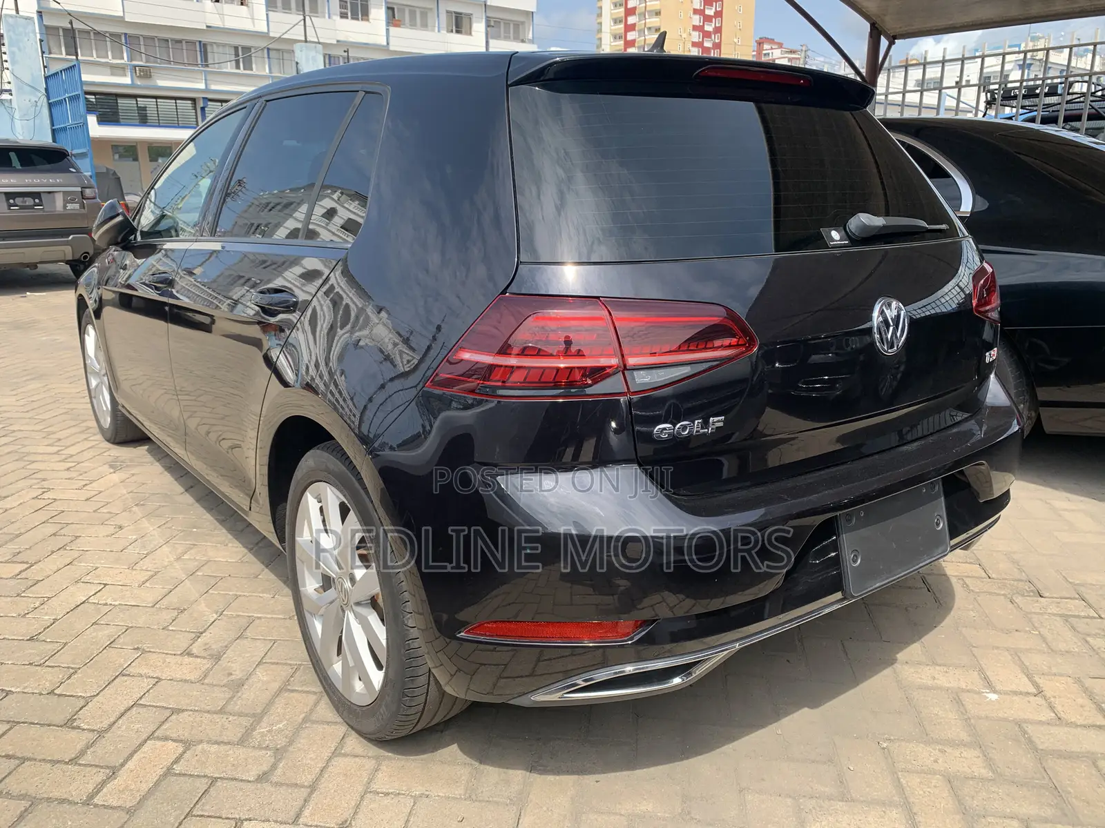 Volkswagen Golf TSI S 4-Door FWD 2017 Black