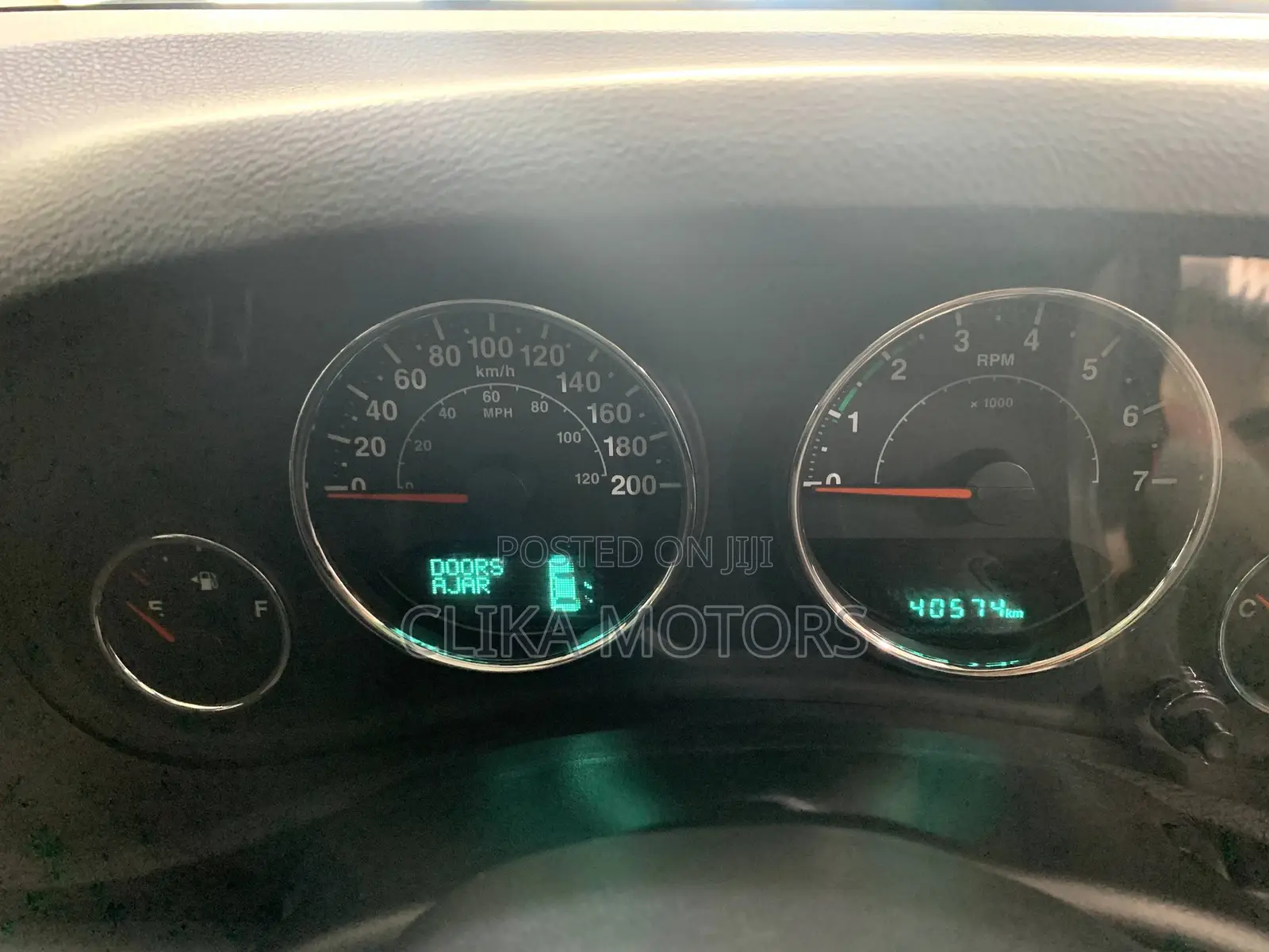 Jeep Wrangler Sahara 4x4 2017 Silver