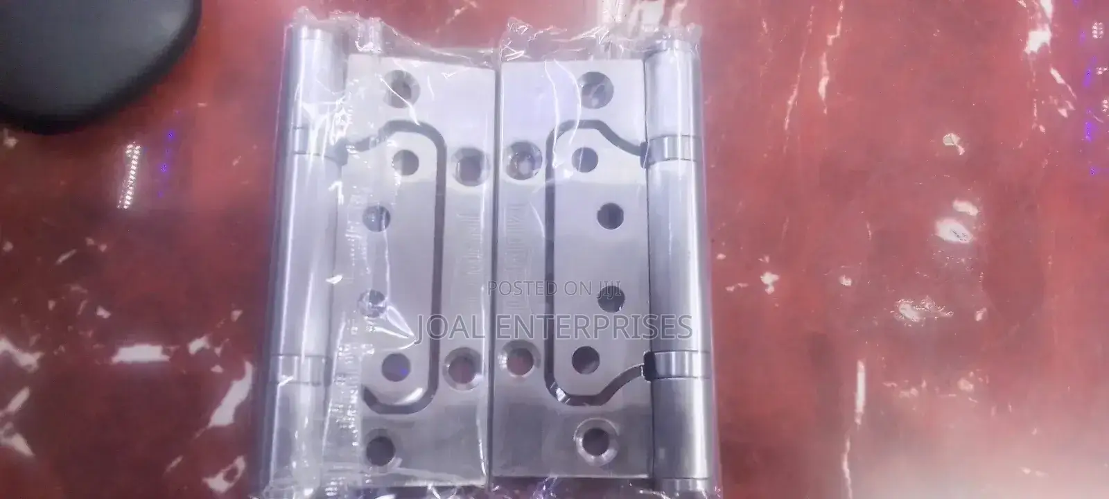 Butterfly Door Hinges