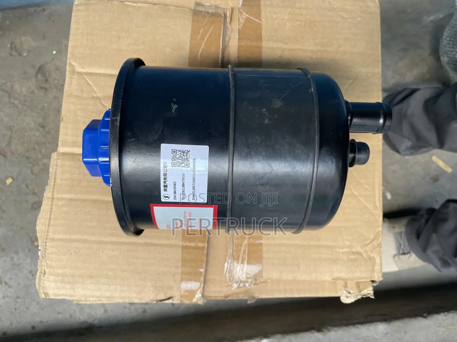Power Steering Oil Tank Sinotruck Howo A7,Wg9925470033/2