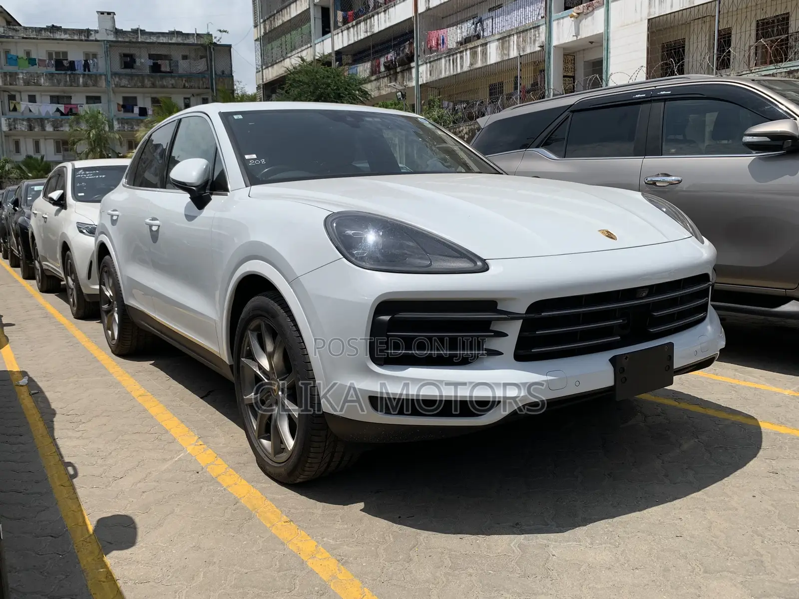 Porsche Cayenne S AWD 2018 Pearl