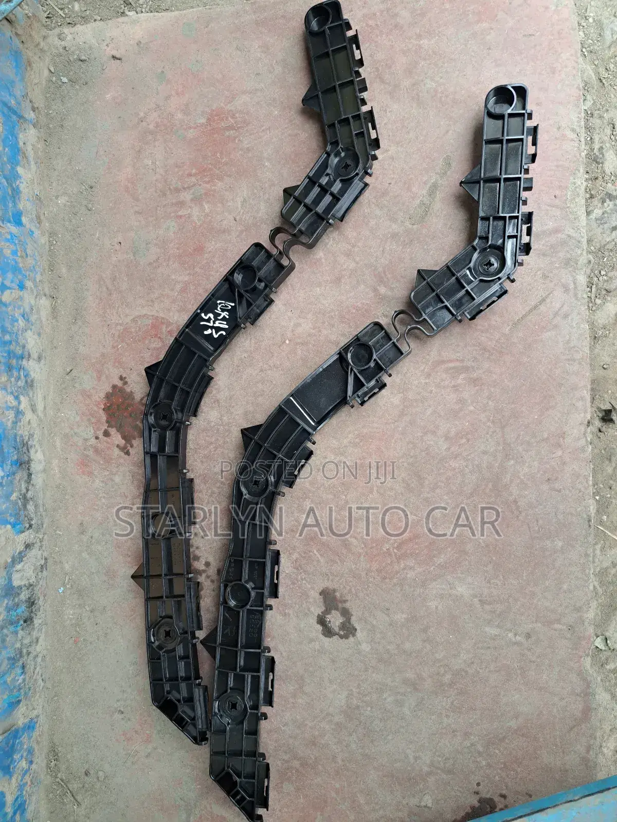 Bumper Slide Lexus 570