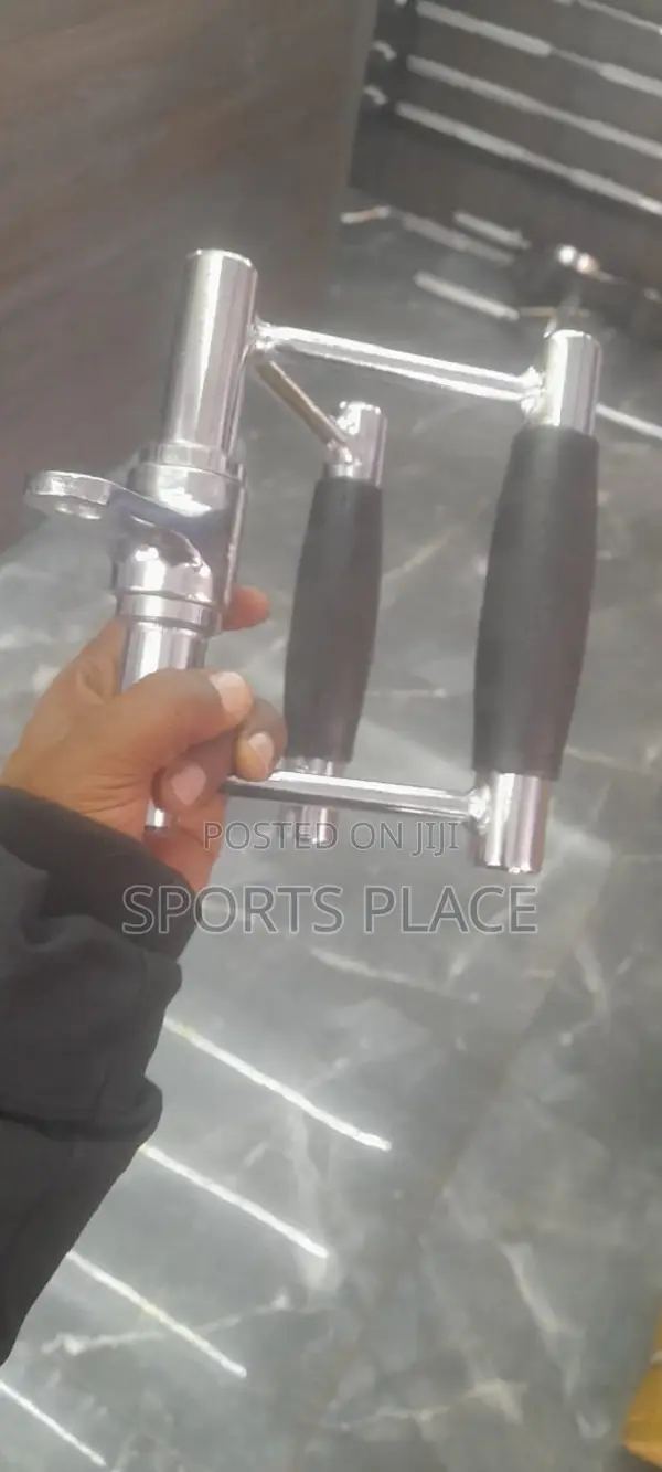 Gym Cable Attachment Vshaped Seated Row Bar With Rubber Grip