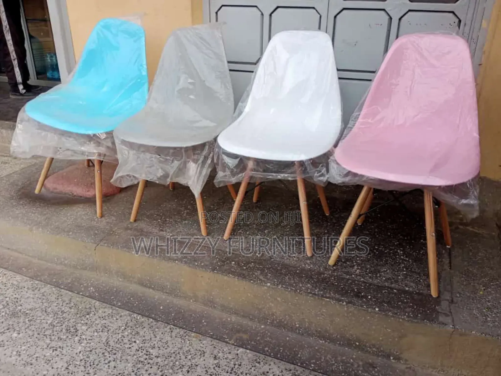Plastic Chairs/Classic Plastic Chairs
