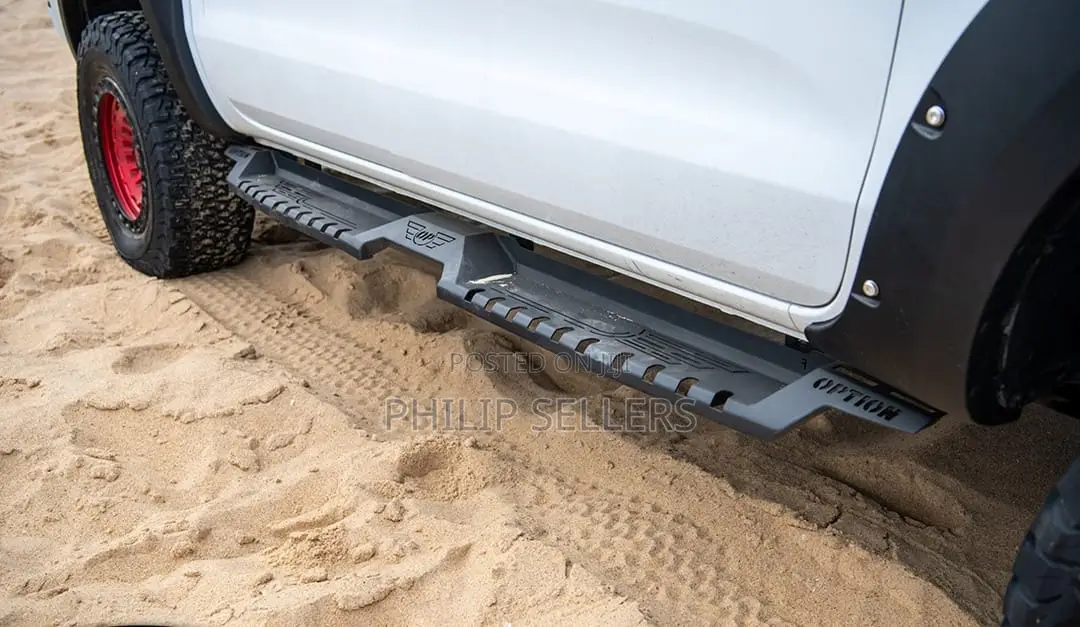Double Cab Sidestep Available for Toyota Hilux Revo, Ford Ra