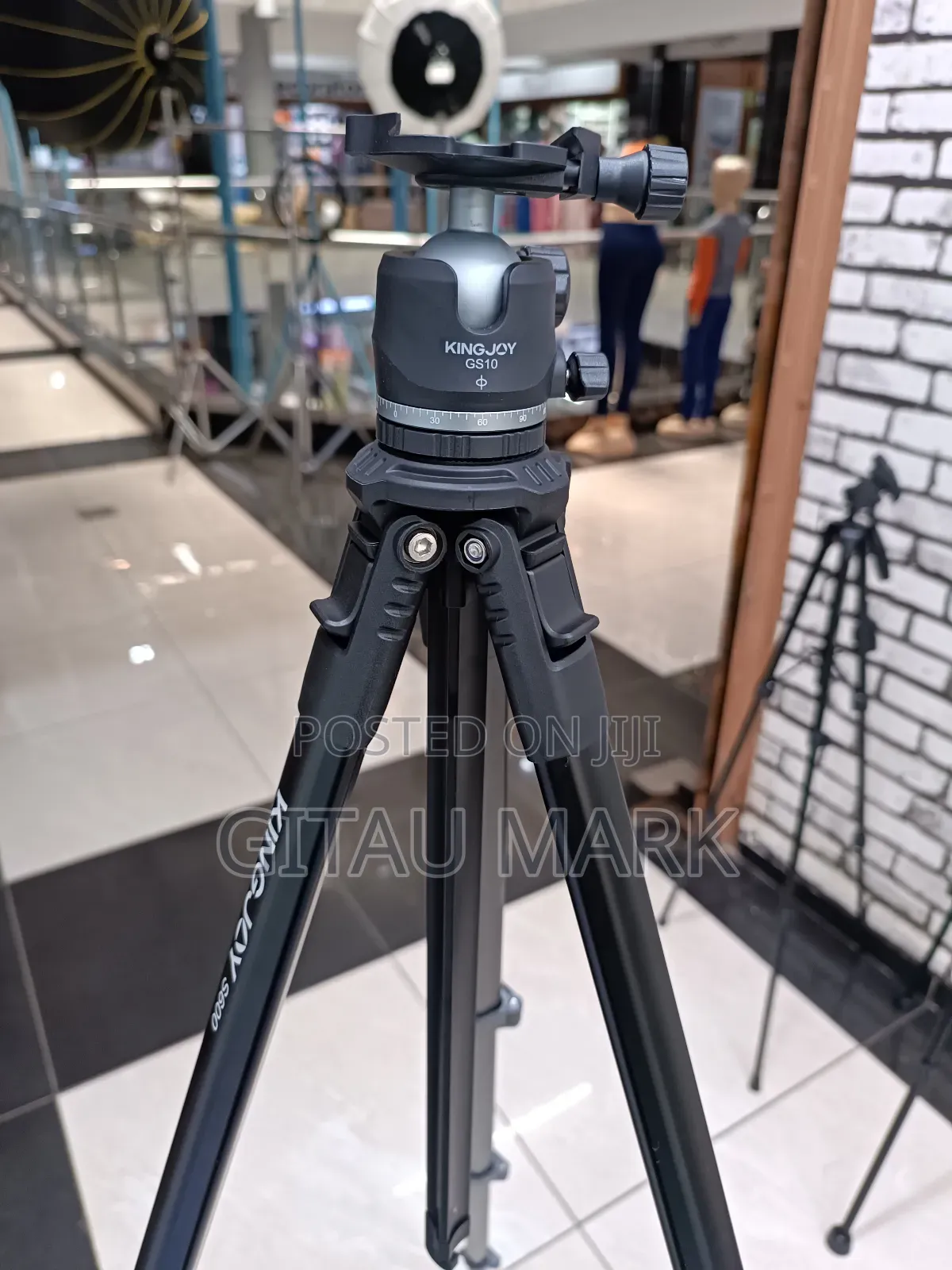 Kingjoy S600x+Gs10 Portable Tripod Stand