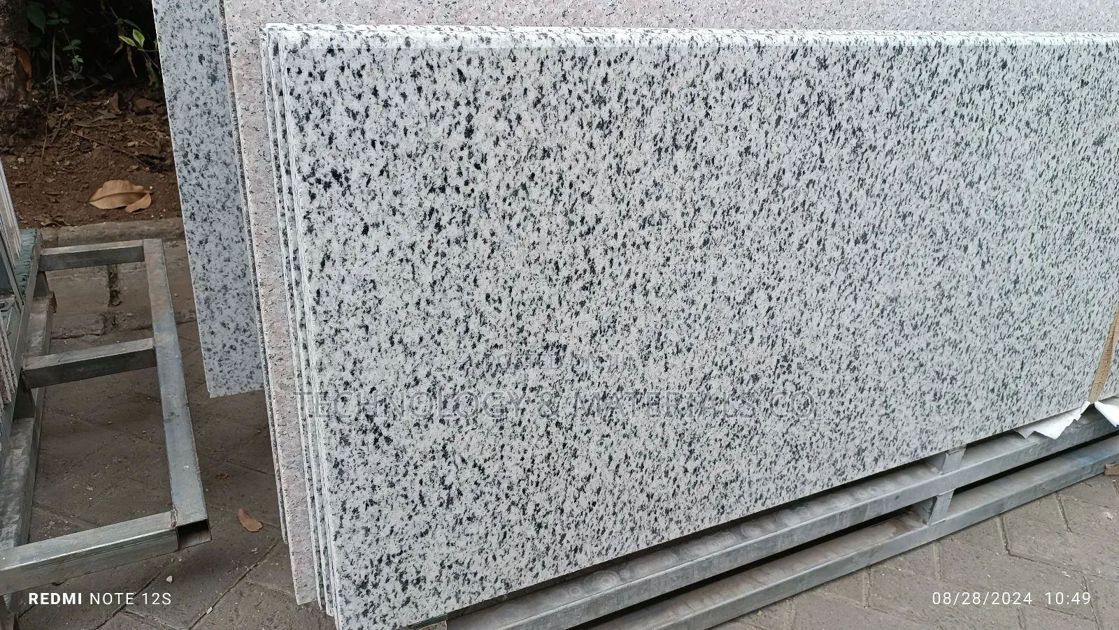 White Eldo Granite Kitchentop