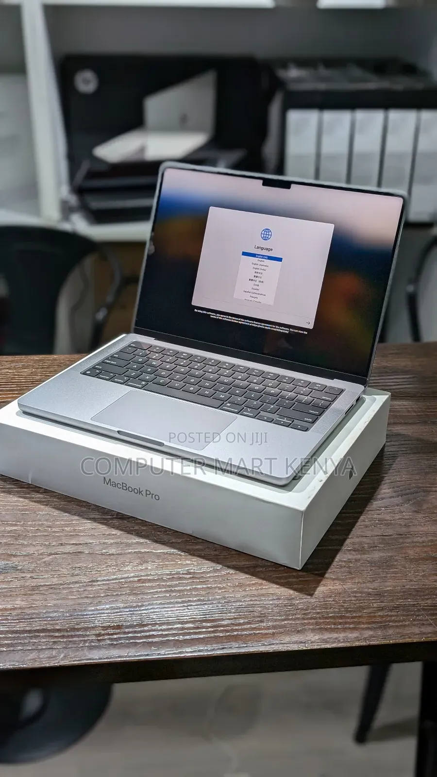 New Laptop Apple MacBook Pro 16GB Apple M3 SSD 1T