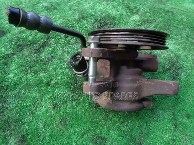 Toyota 5E Power Steering Pump for Corolla, Caldina, Raum.