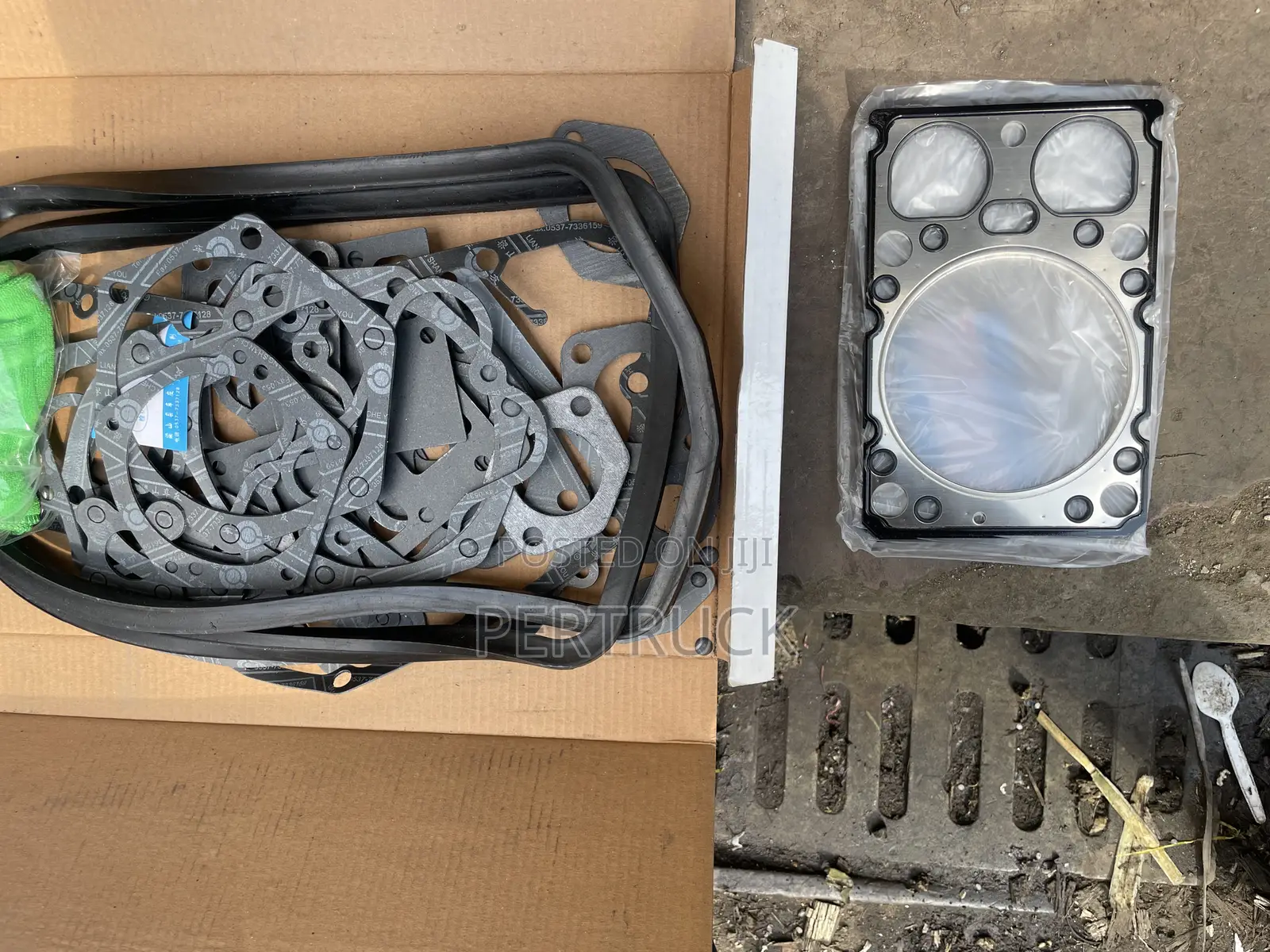 61560010701 Overhaul Repair Gasket Kit WD615/D12 Sino-Howo