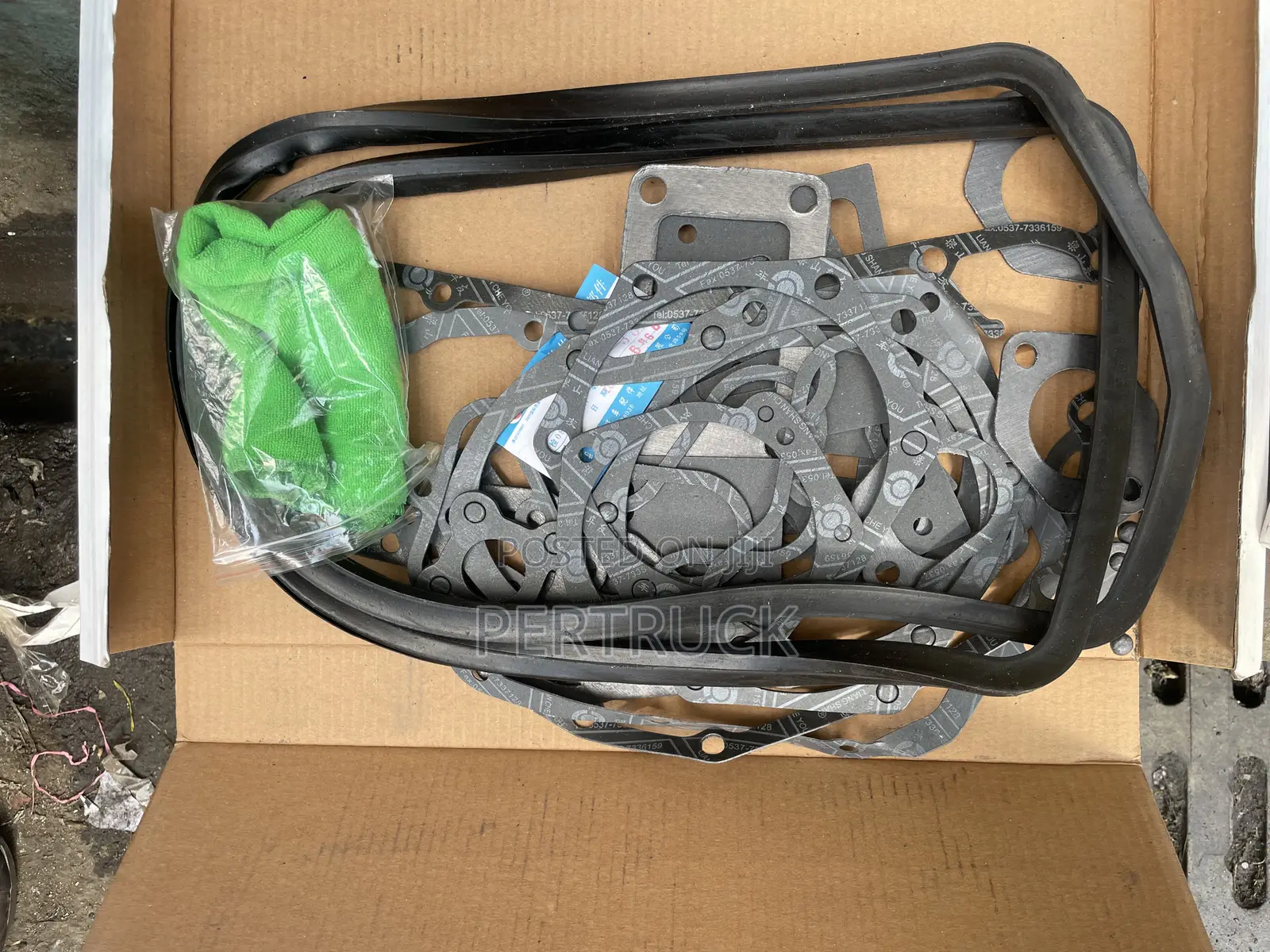 61560010701 Overhaul Repair Gasket Kit WD615/D12 Sino-Howo