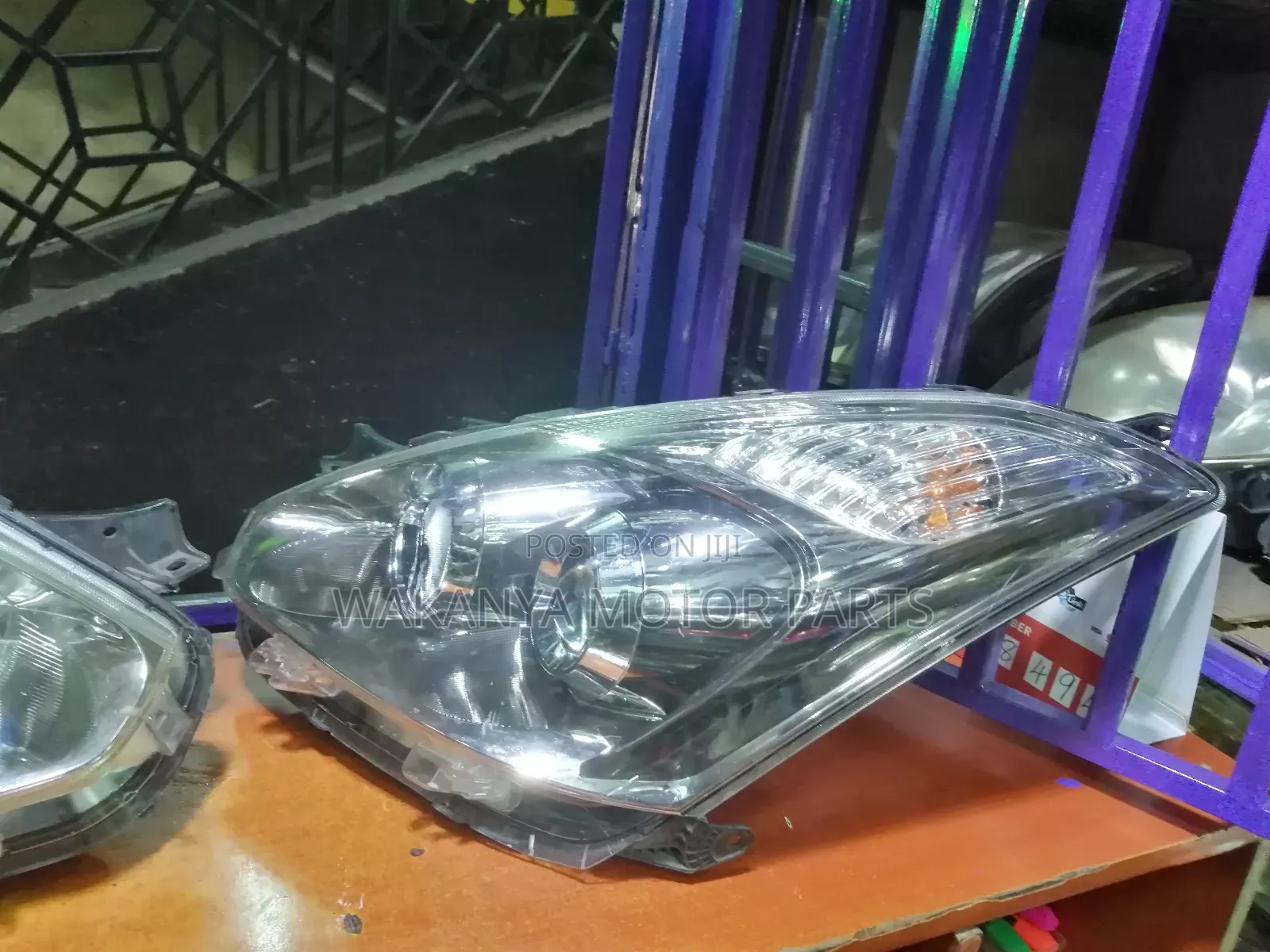 Toyota Wish 2005/2008 Zenon Headlamp, Clean Ex Japan Parts