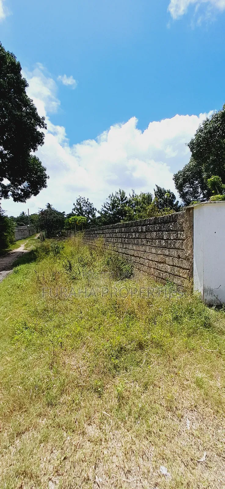 For Sale Quater Acre Plot Mtwapa.