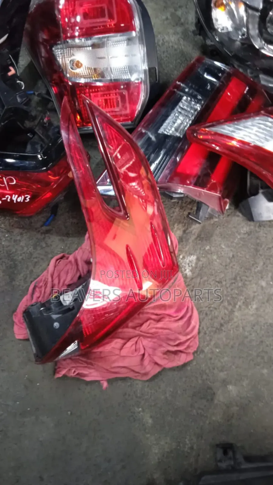 Toyota Alphard 2015-2018 Taillight