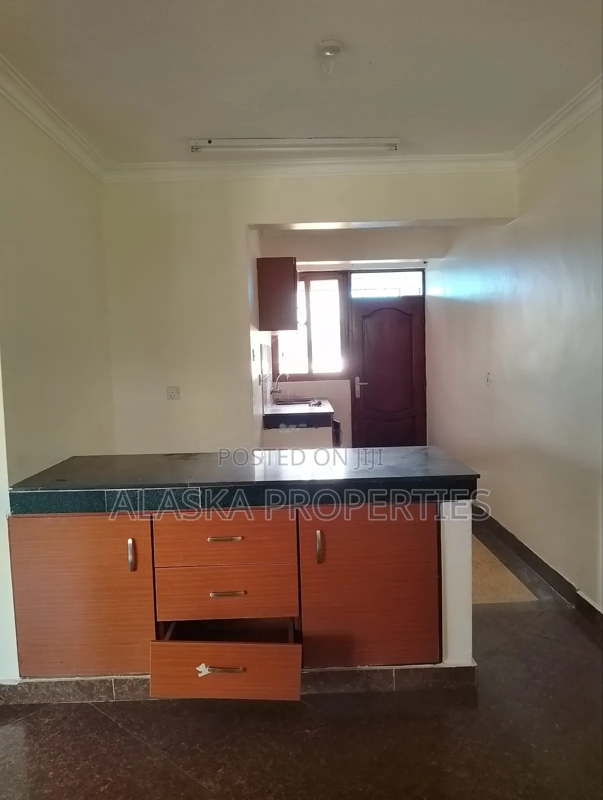 3bdrm Apartment in Beach Road Estate, Nyali for rent