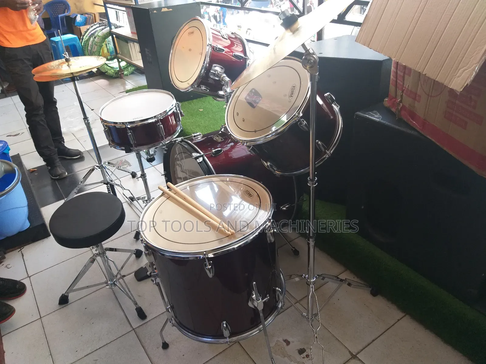 Tama 5 Piece Professional Drum Set