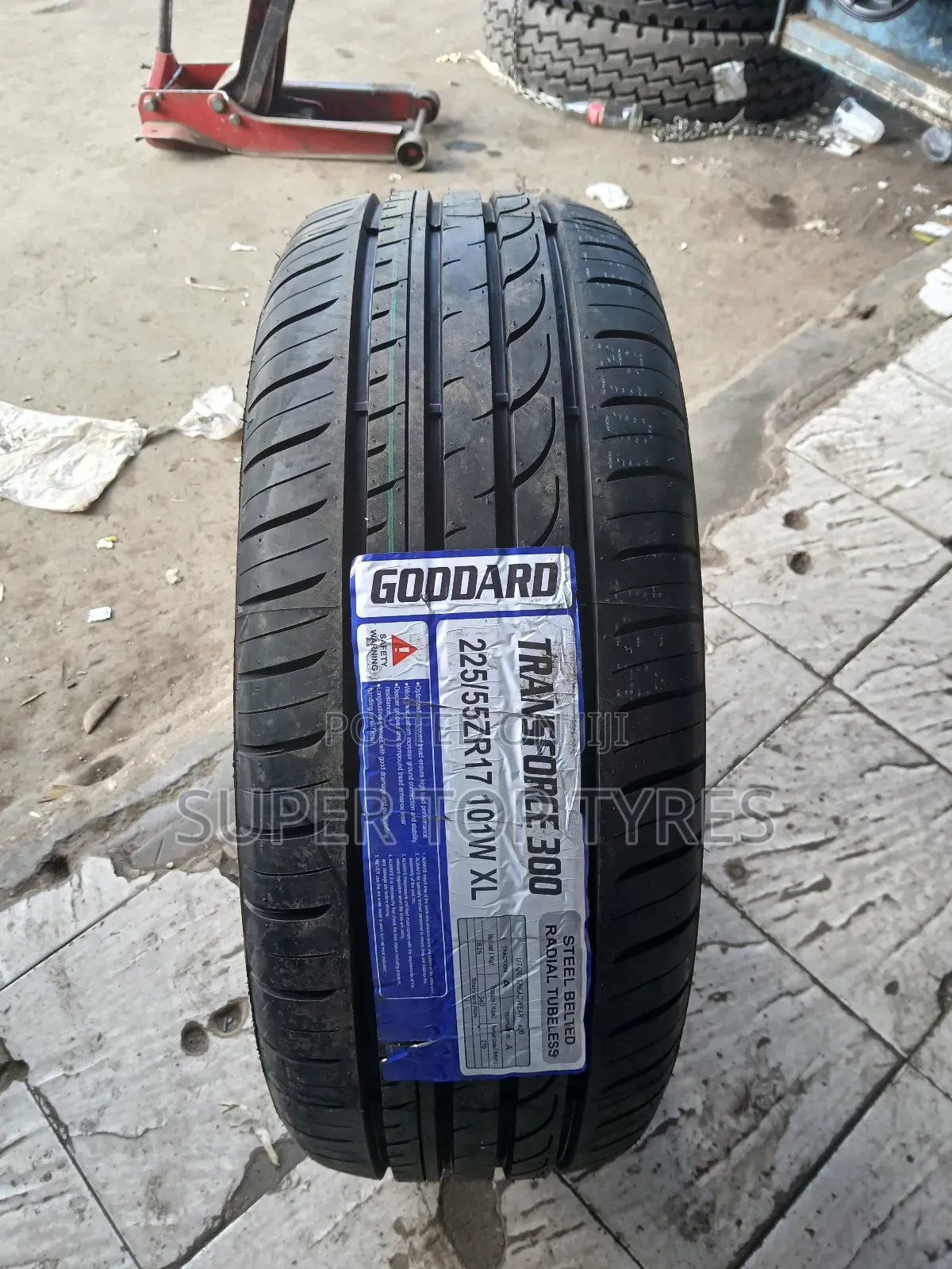 Goodard 225/55r17