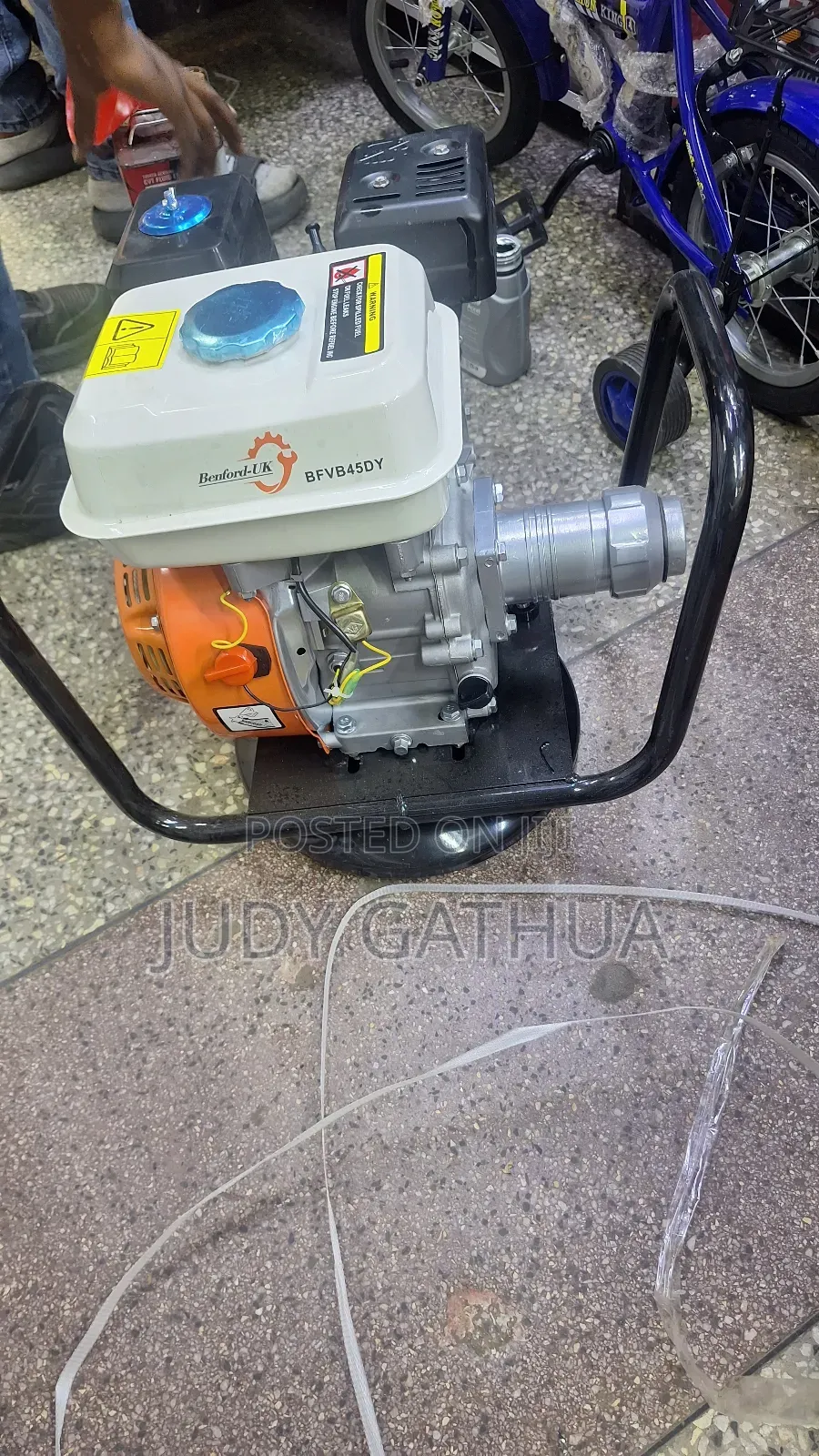 Concreate Vibrator Petrol
