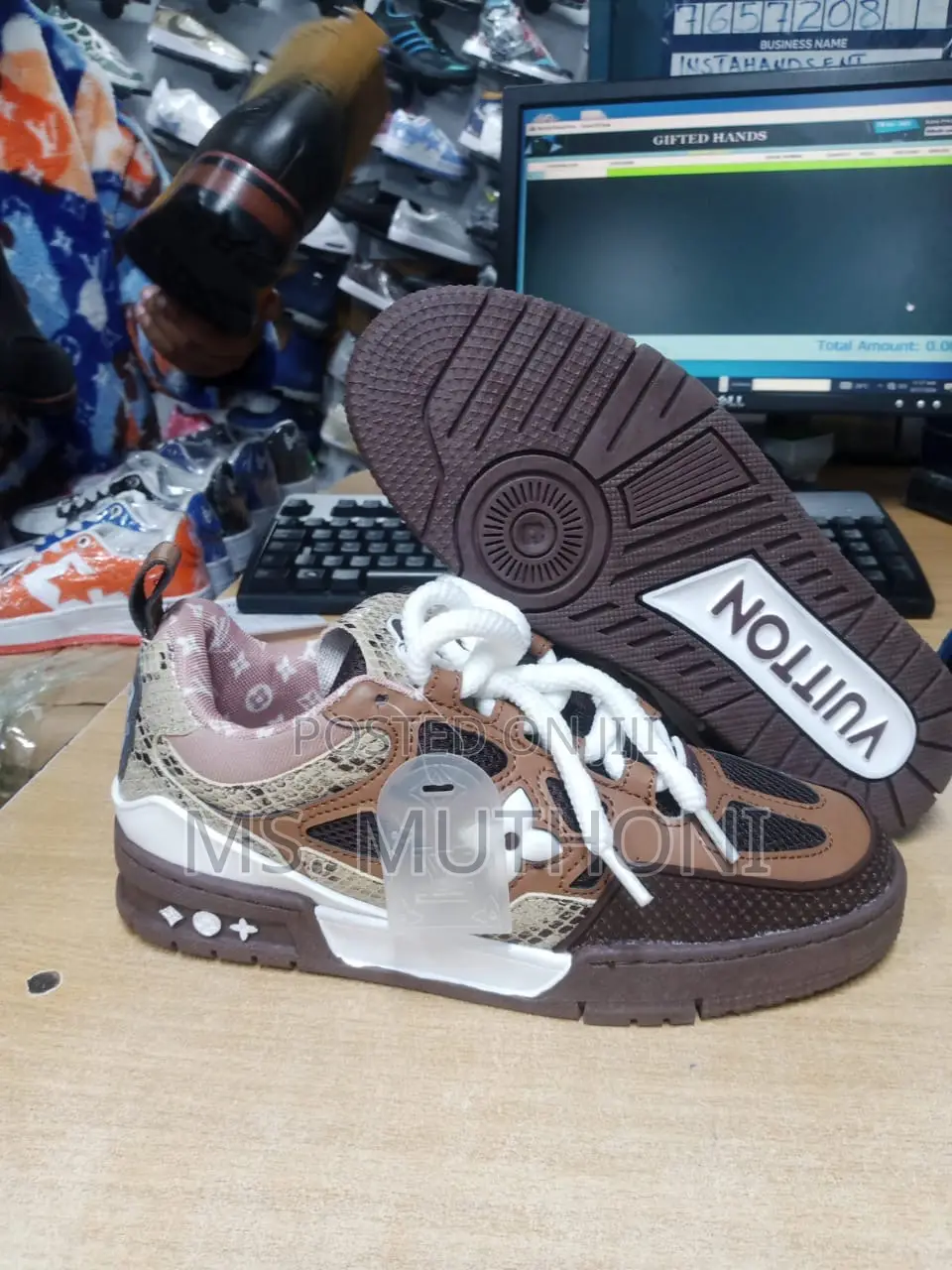 Lv 54 SIZE 40,41,42,43,44,45