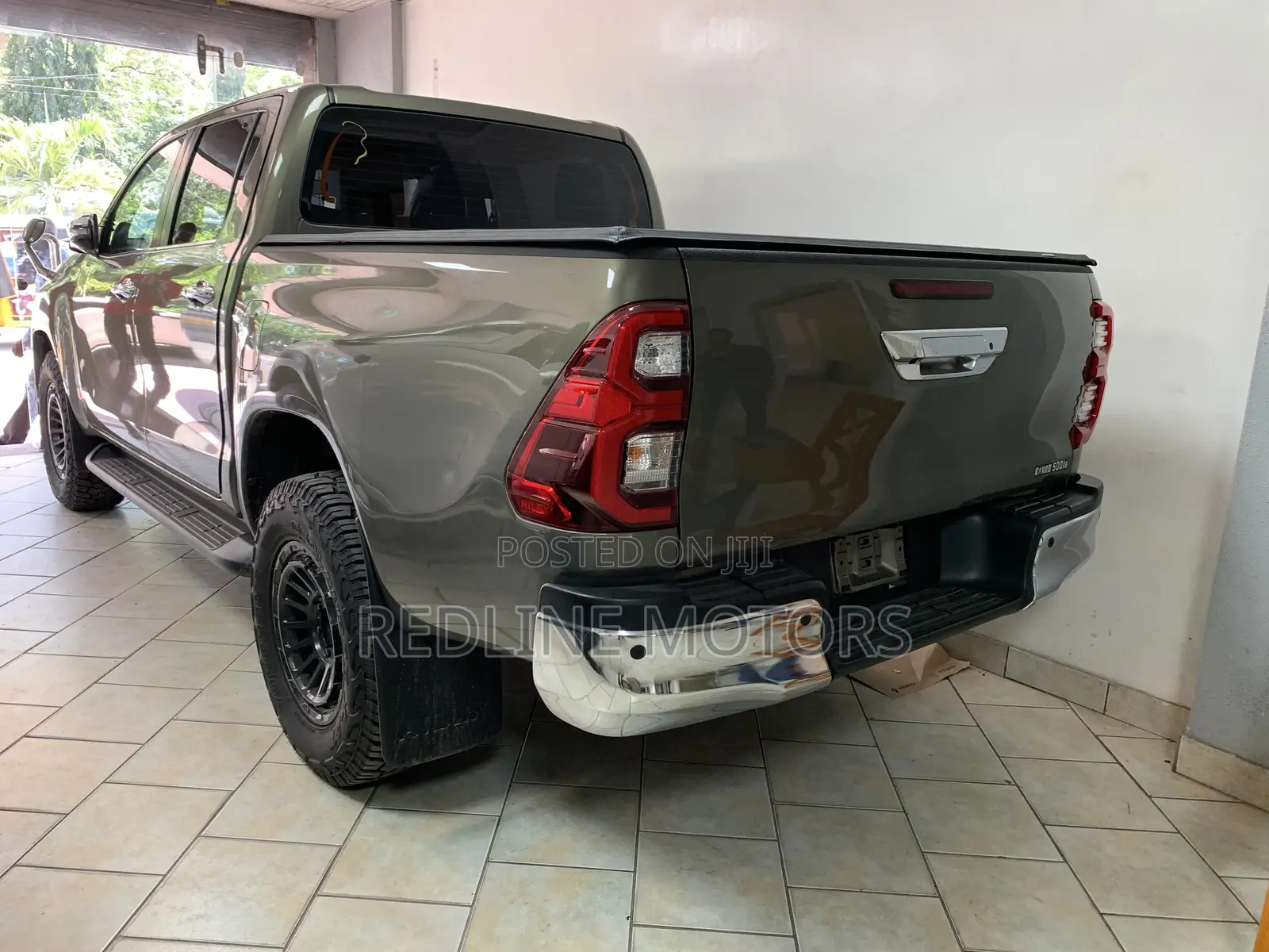 Toyota Hilux 2021 Green