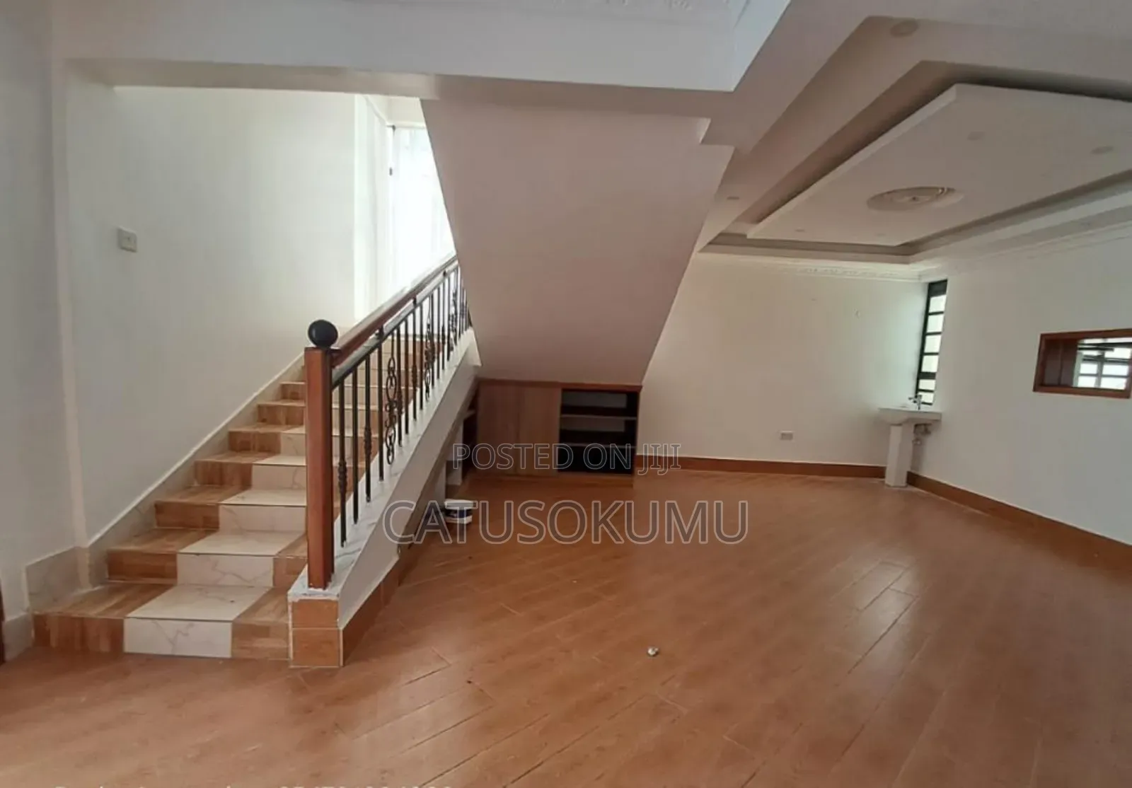 5bdrm Maisonette in Viraj Area for rent