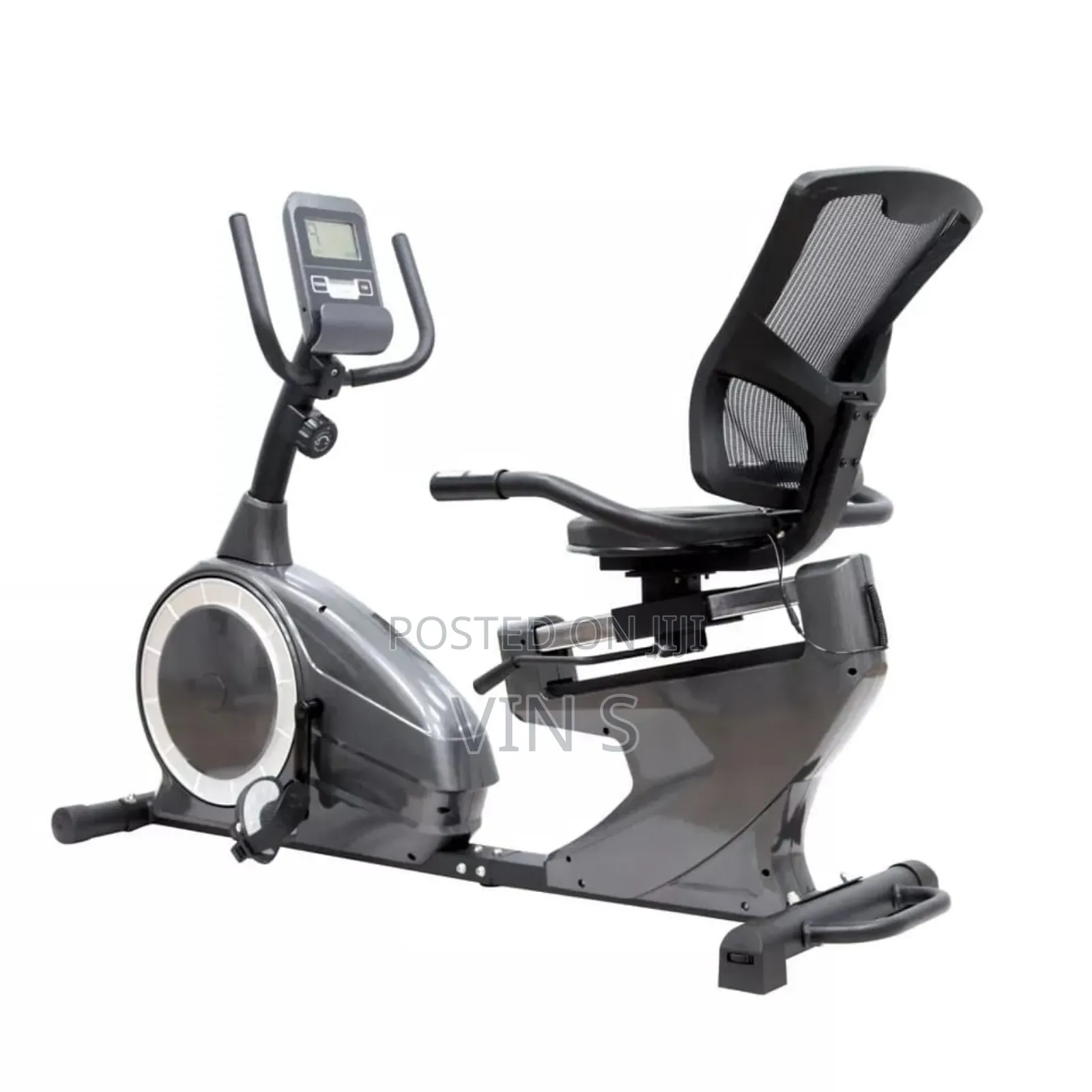 Recumbent Bike- Récumbent Bíke Recůmbent Biké~Recumbėnt Bikê