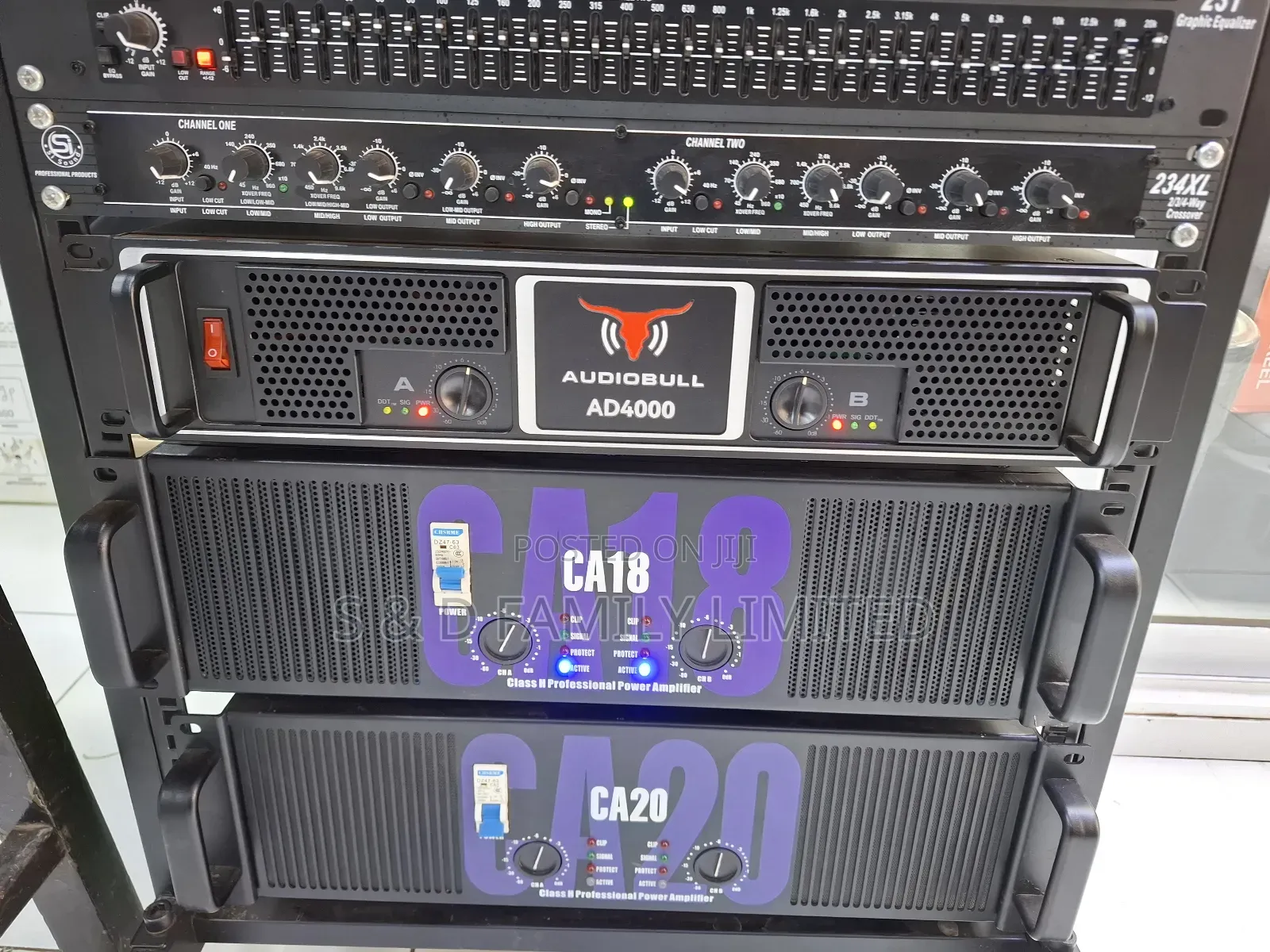 Audio Bull AD-4000 Power Amplifier