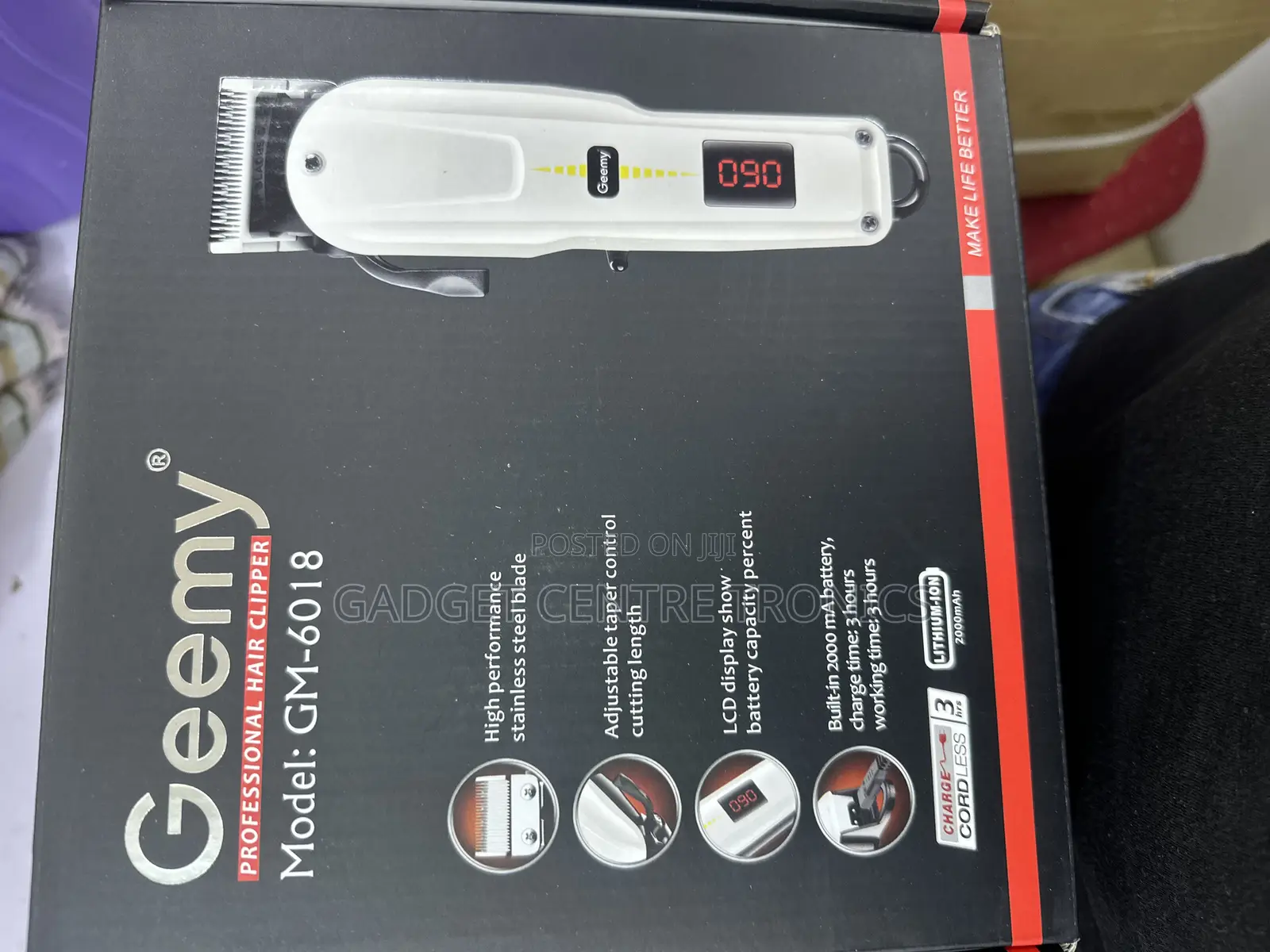 Rechargeable Shaving Machine