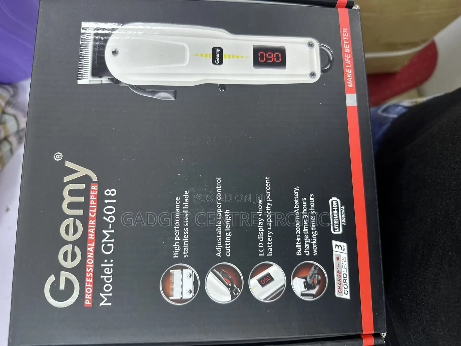 Rechargeable Shaving Machine