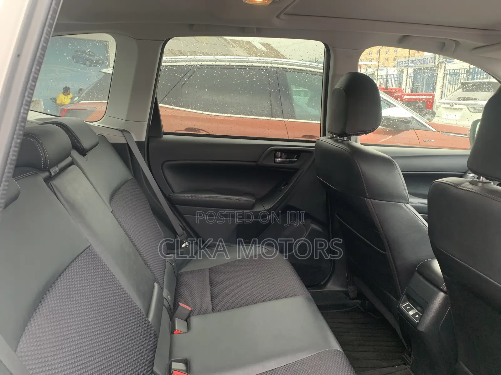 Subaru Forester 2.5i Limited AWD 2017 Pearl
