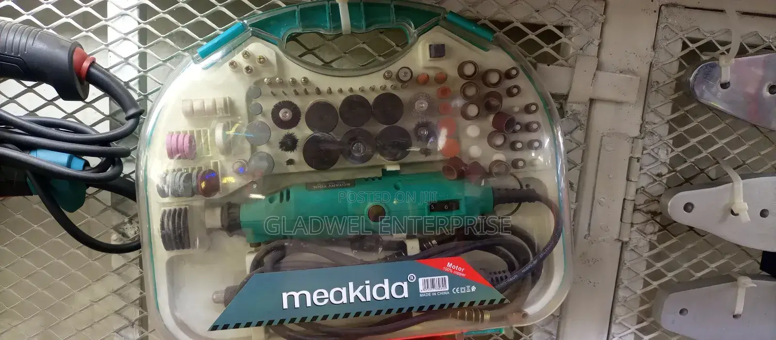 Mni Grinder