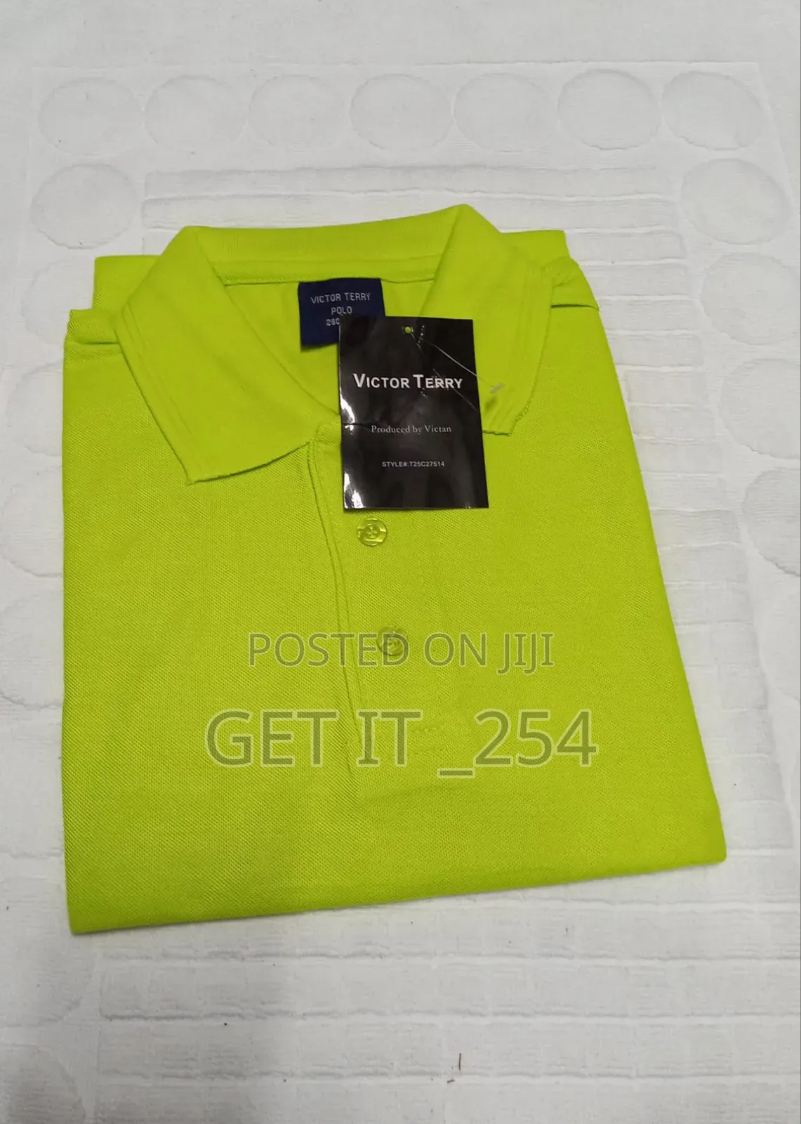 Polo Shirt !!
Size L
 Normal Fitting