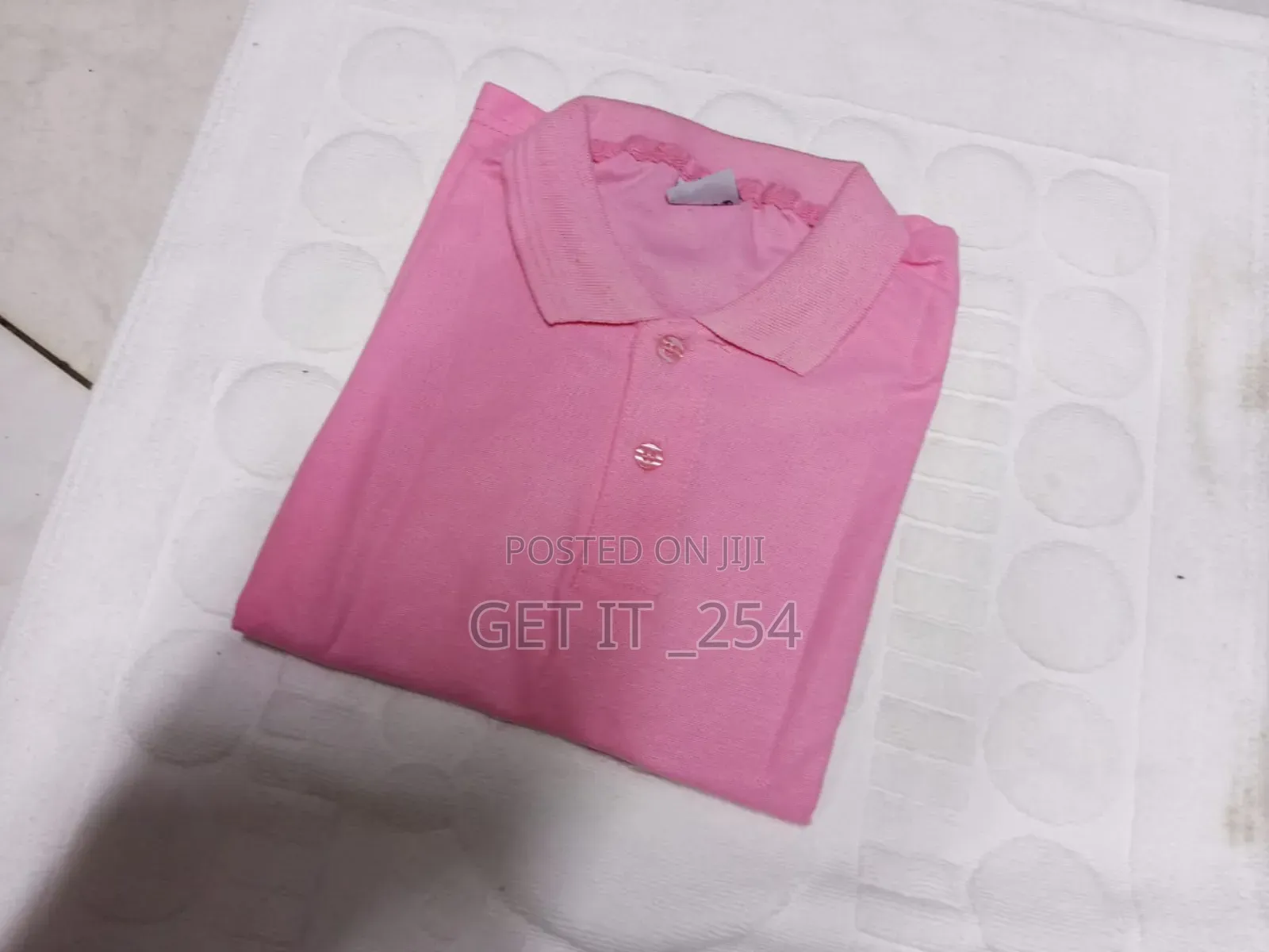 Polo Shirt for Small Boys 
Age 10-14
Normal Fitting