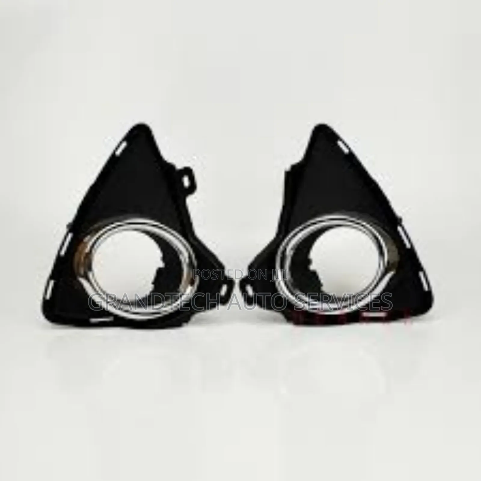 Auris 2013-2015 Foglight Covers
