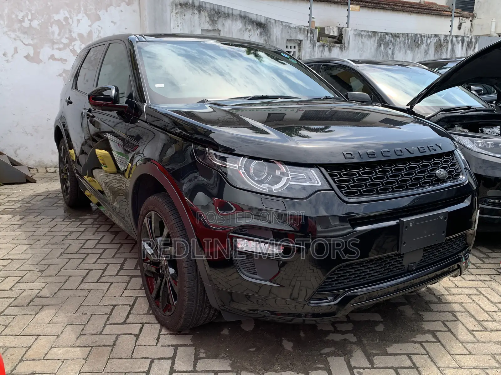 Land Rover Discovery HSE 4x4 2018 Black