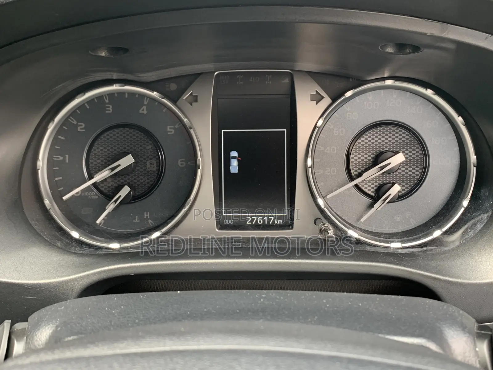 Toyota Hilux 2020 Green