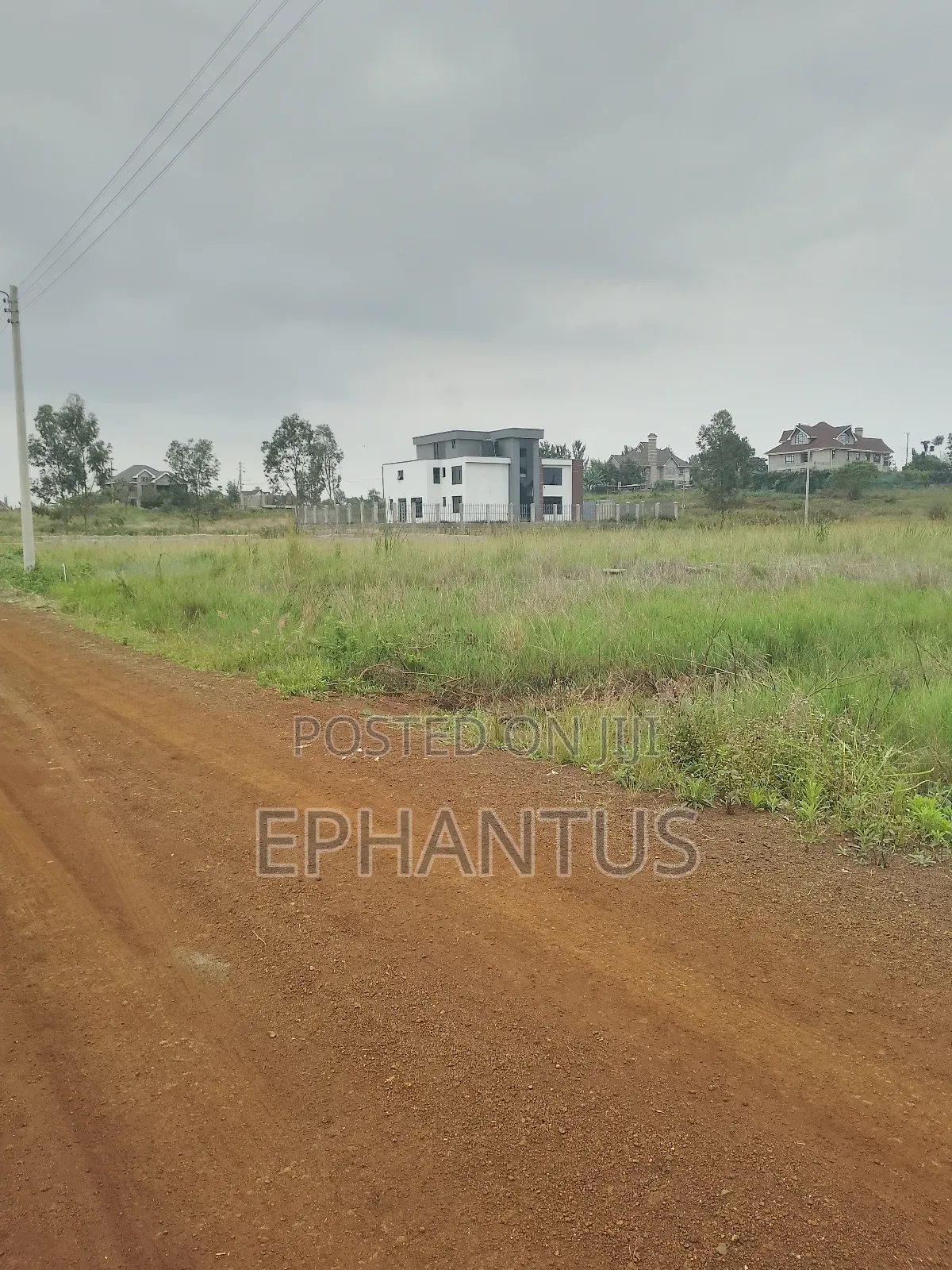 50 by 100 Ruiru Mhasibu