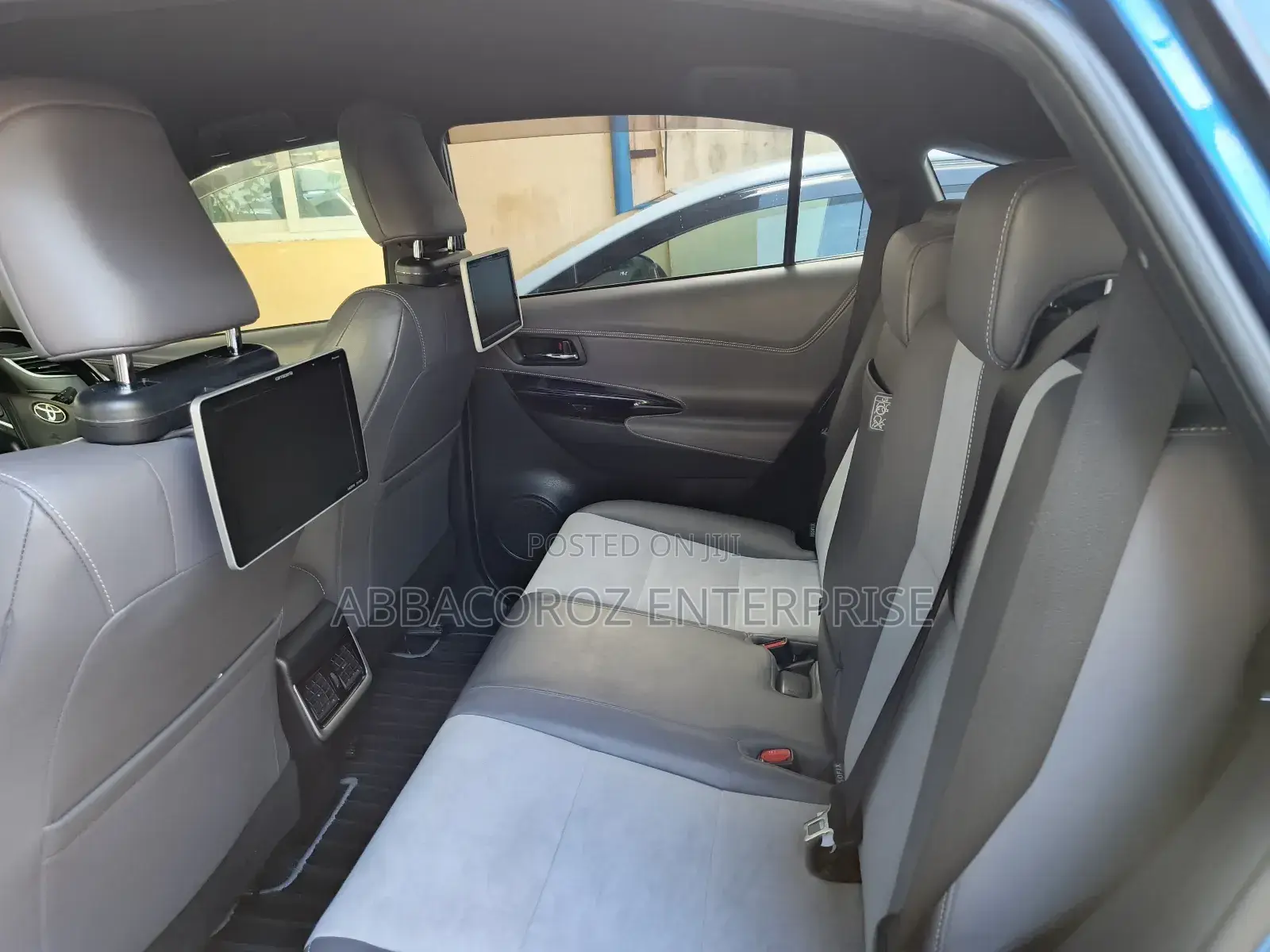 Toyota Harrier 2.0 Turbo 2017 Blue