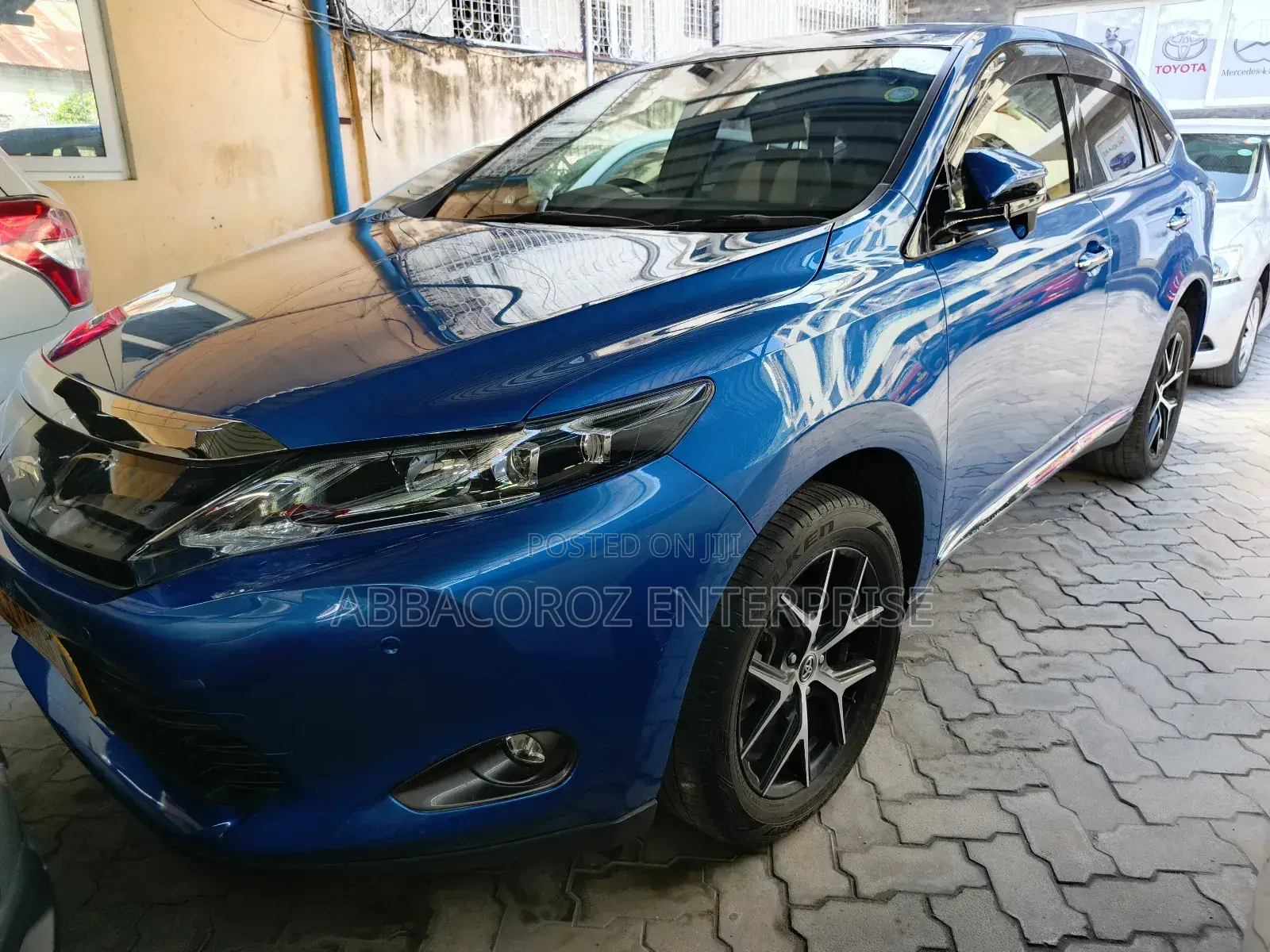 Toyota Harrier 2.0 Turbo 2017 Blue