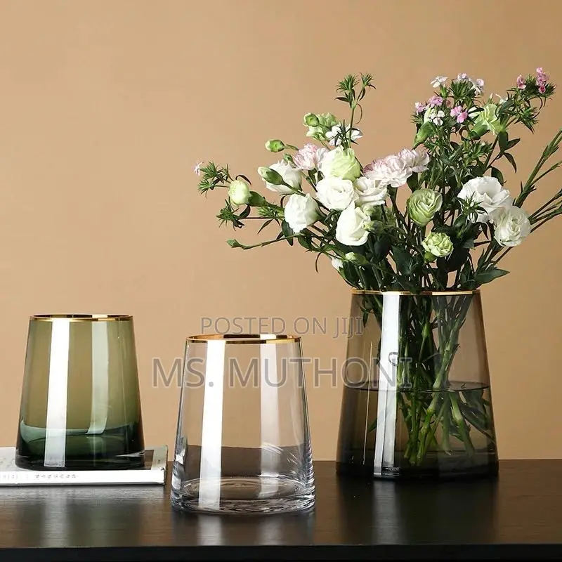 Wide Sophisticated Green Tones Nordic Glass Vase