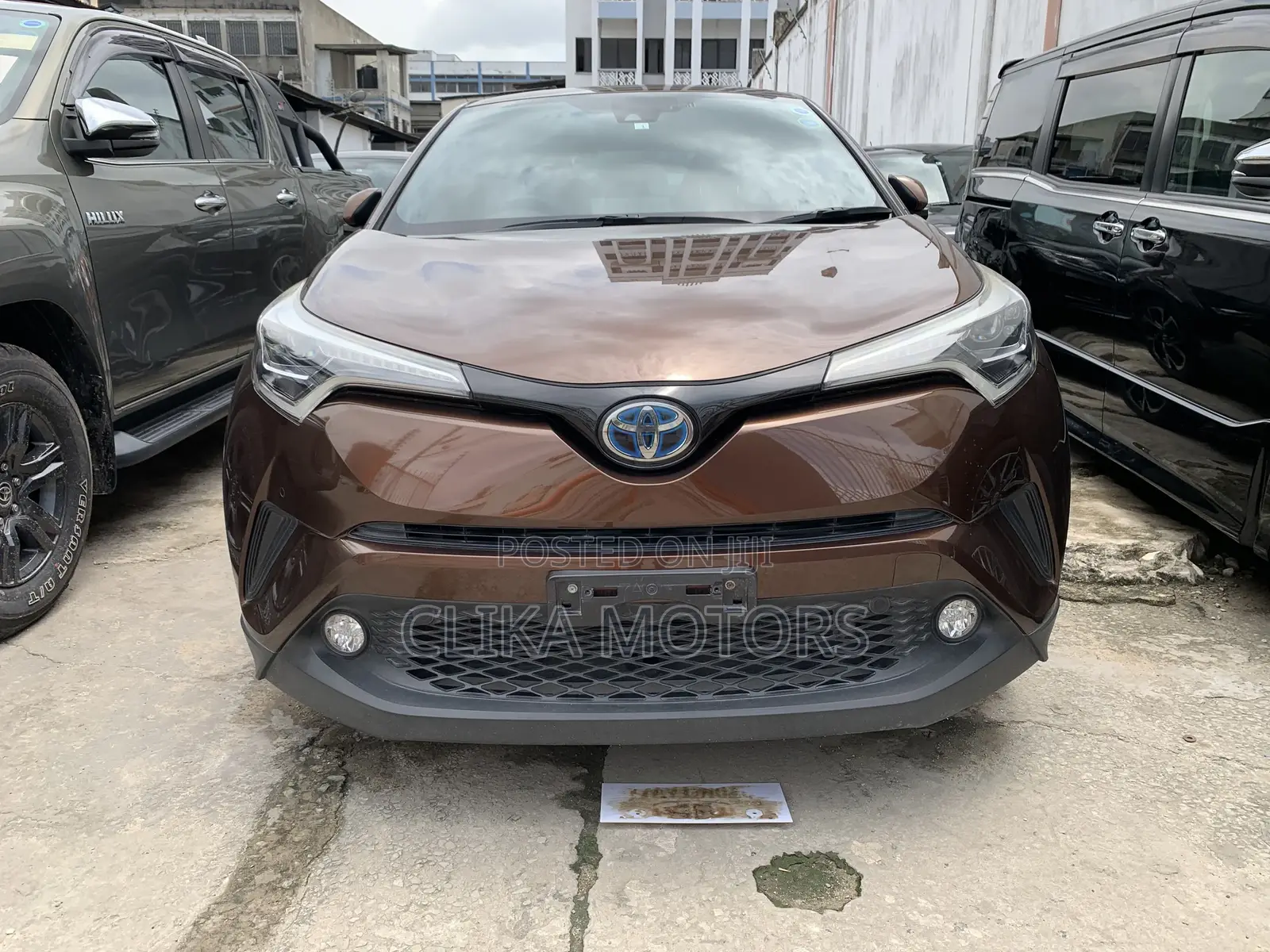 Toyota C-HR 2017 Brown