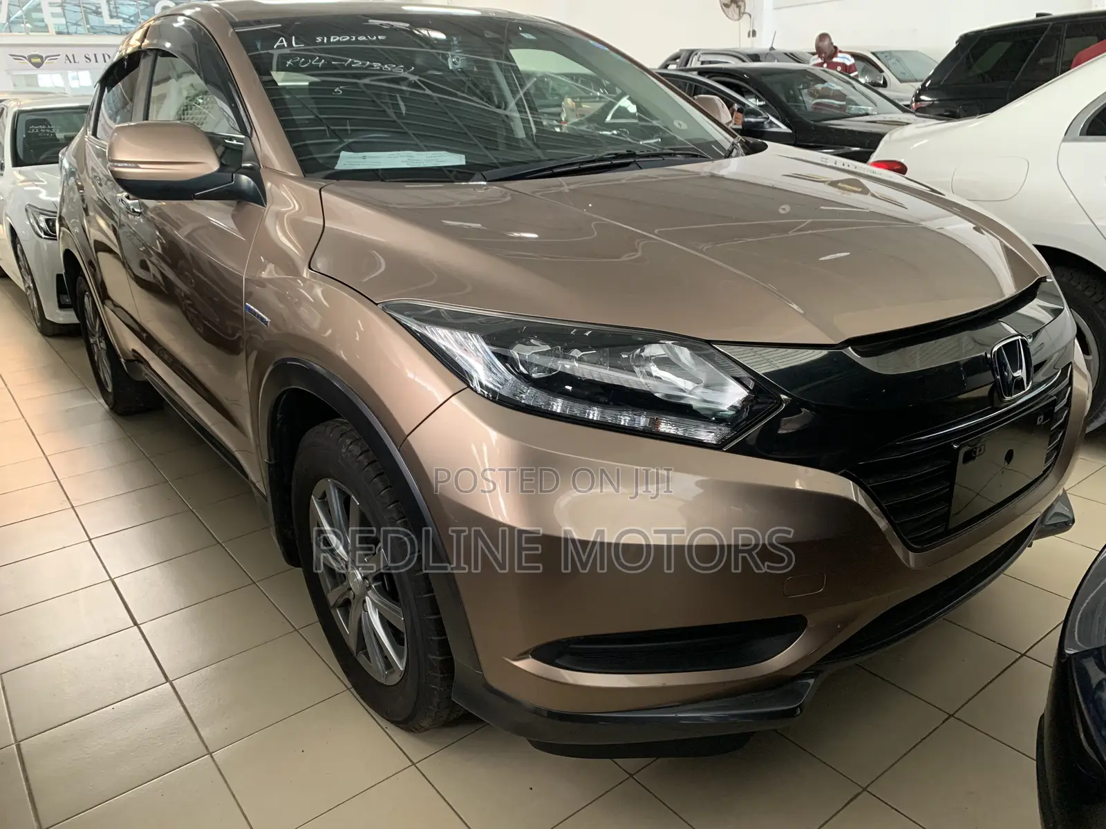 Honda Vezel 1.5 Hybrid 2WD 2017 Gold