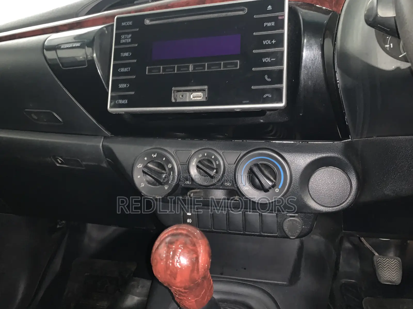 Toyota Hilux 2018 Silver